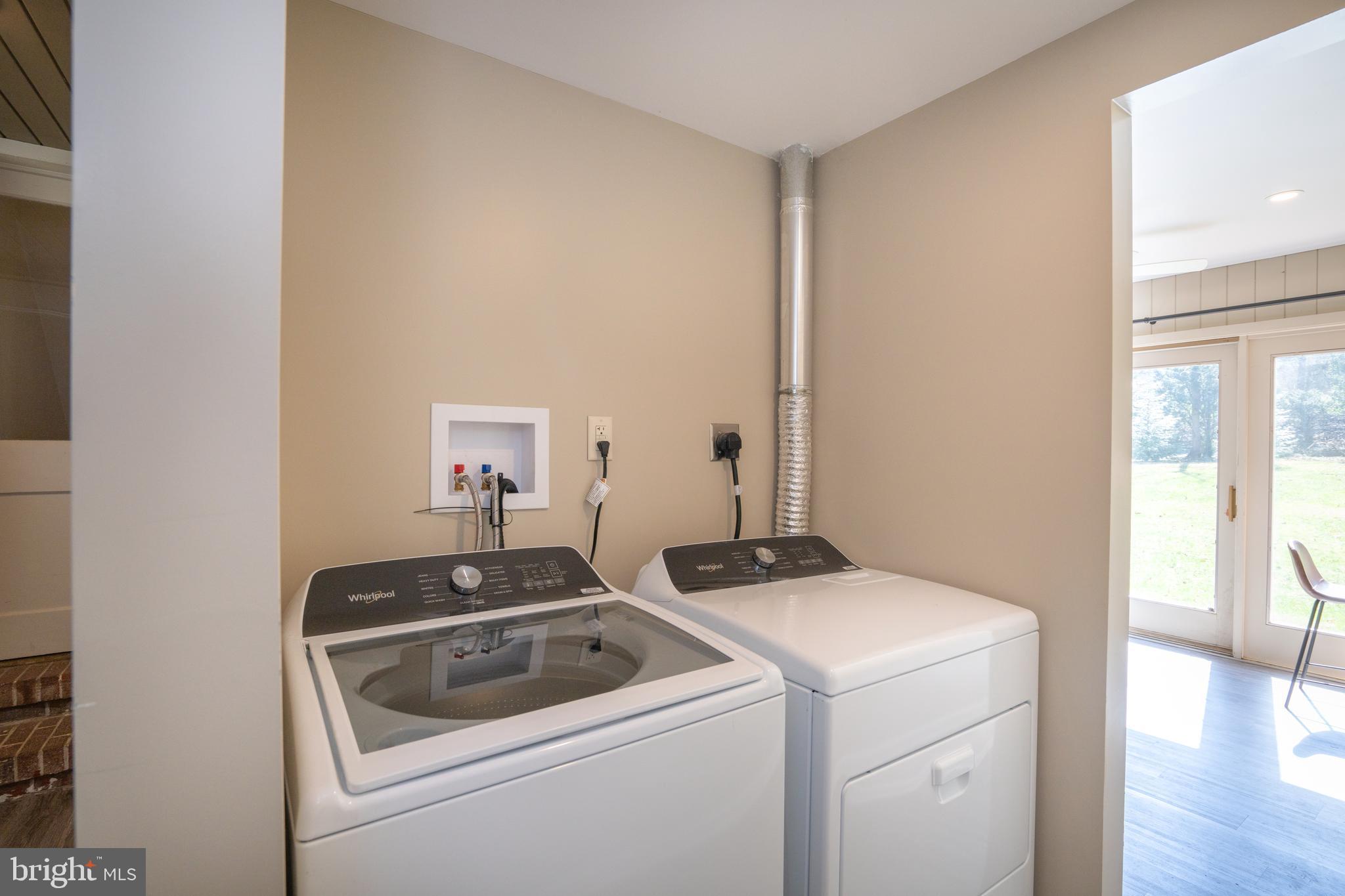 COLLEGE HEIGHTS - Residential