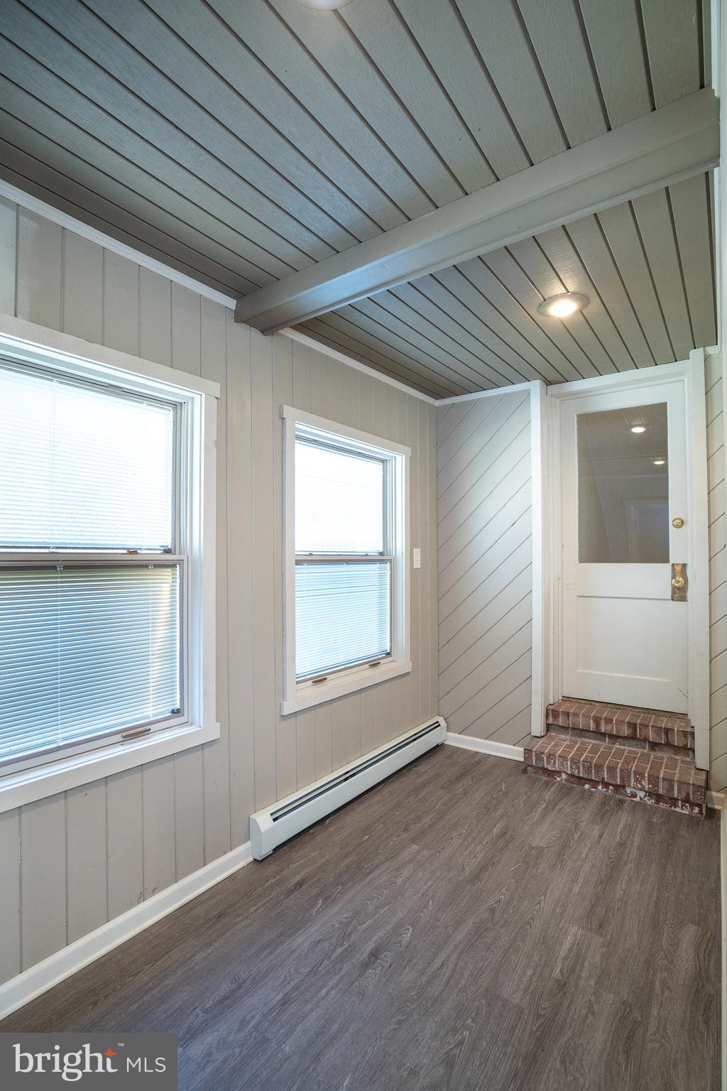 COLLEGE HEIGHTS - Residential