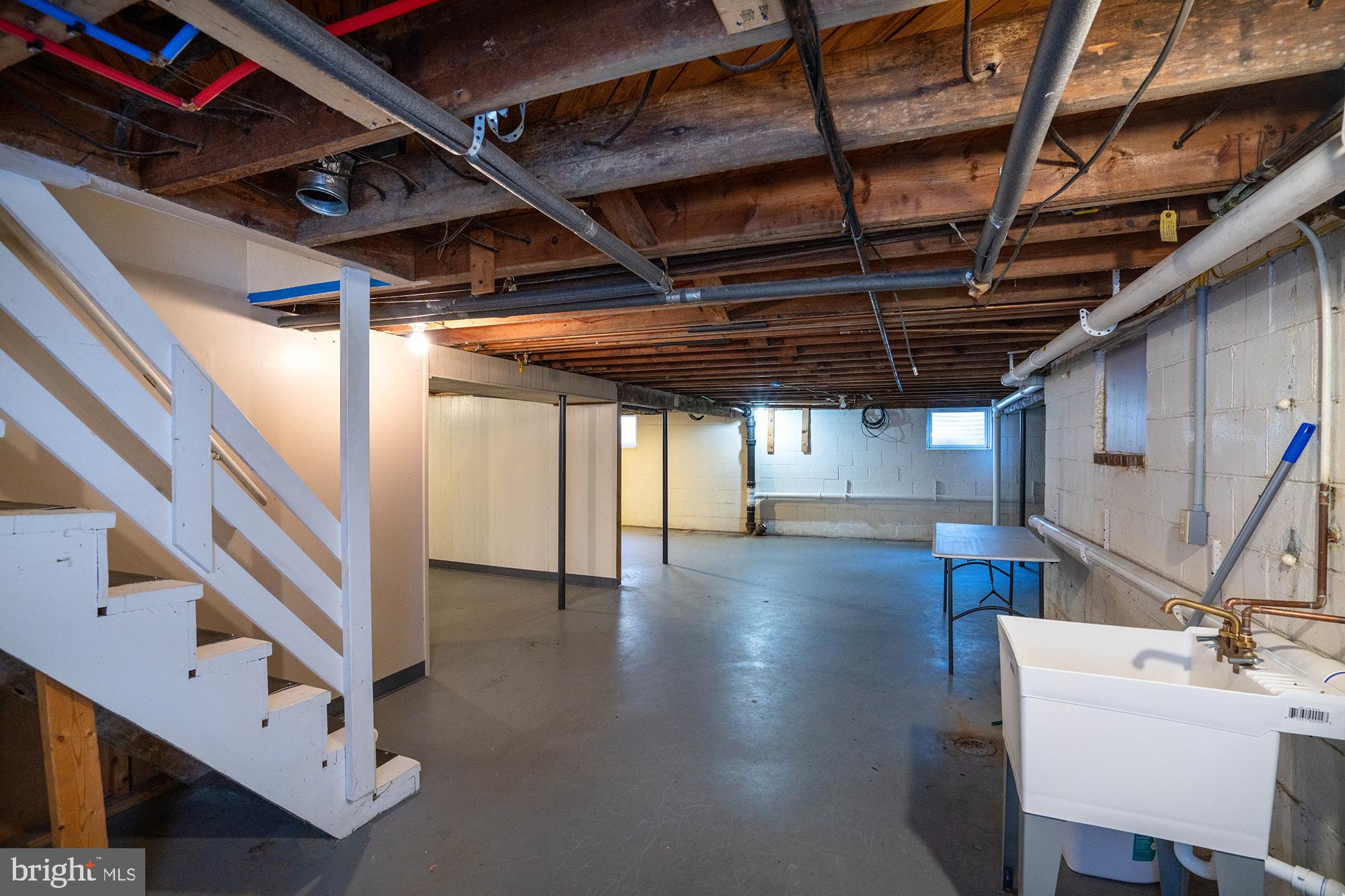 COLLEGE HEIGHTS - Residential