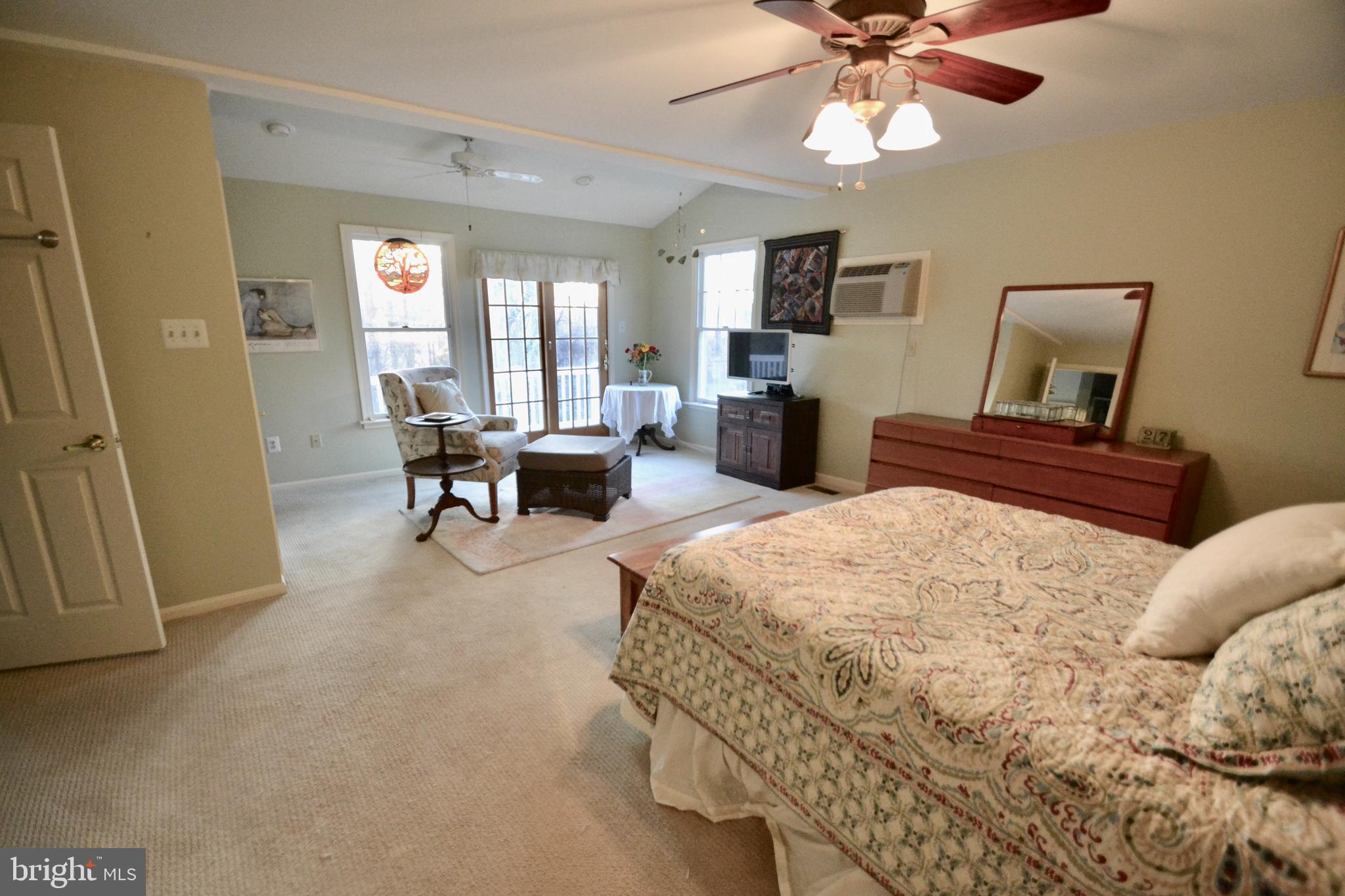 HUNTERS GLEN - Residential