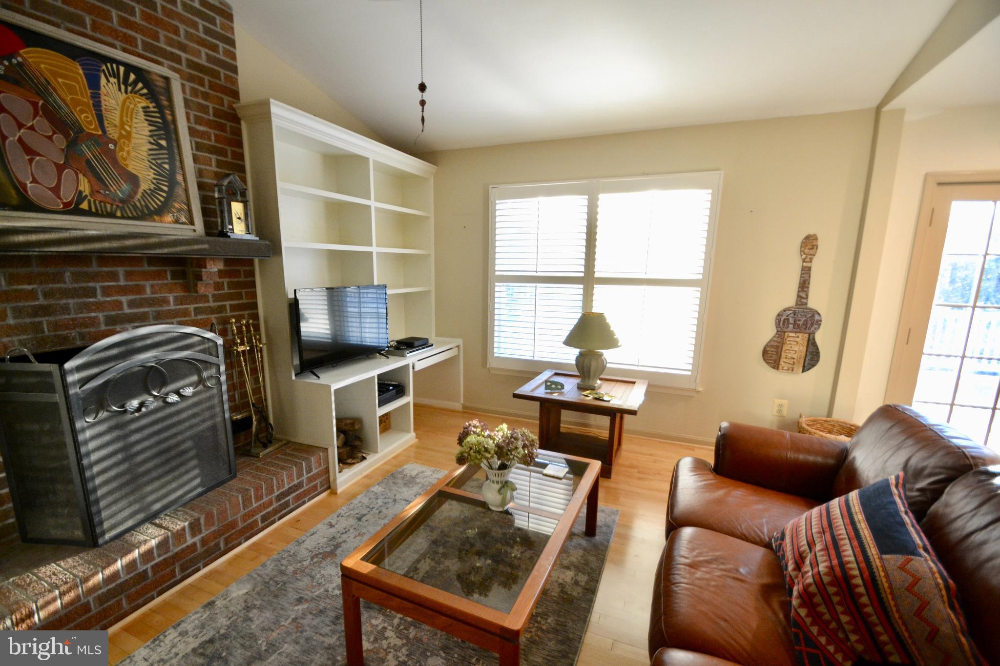 HUNTERS GLEN - Residential