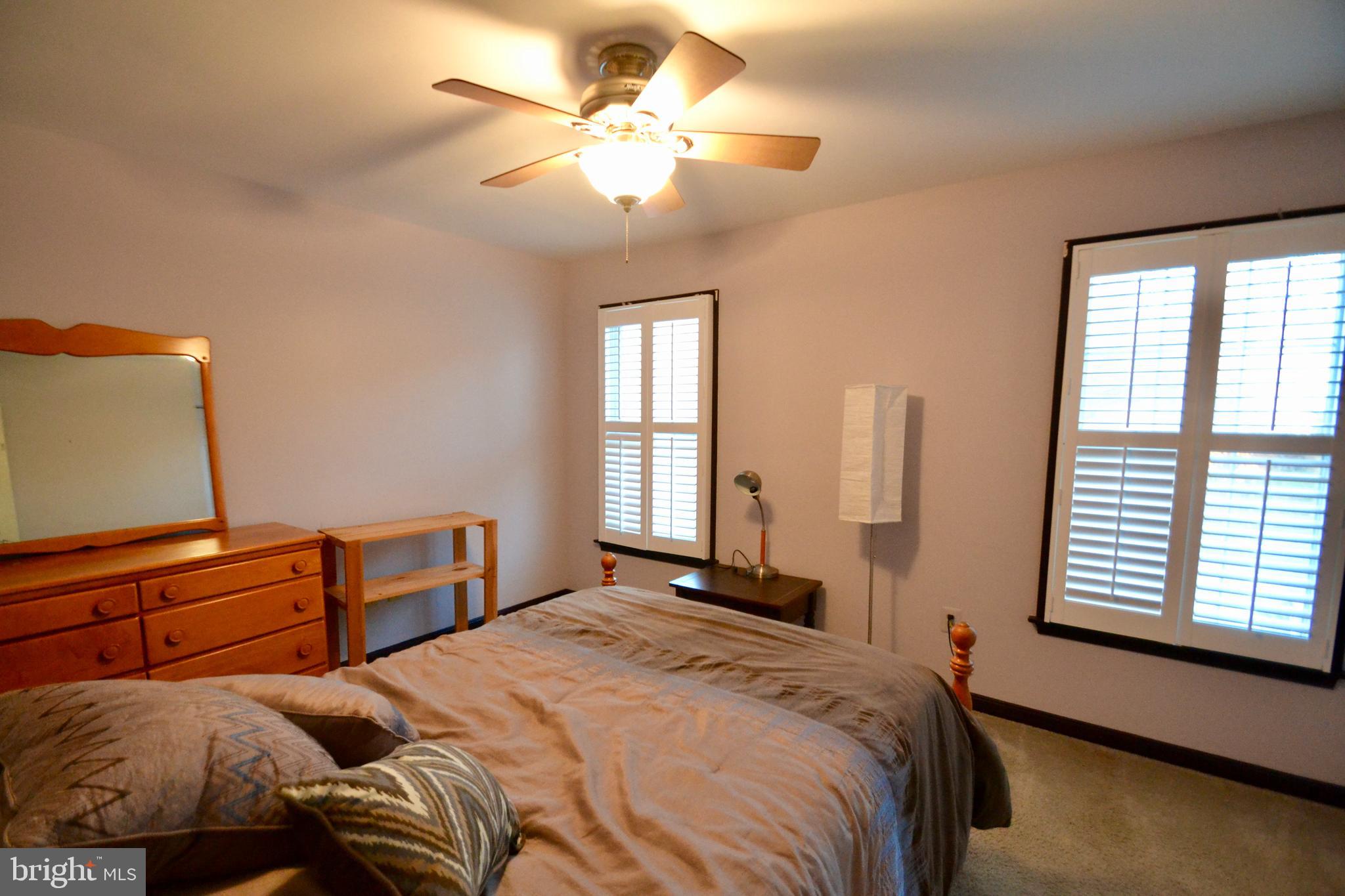 HUNTERS GLEN - Residential