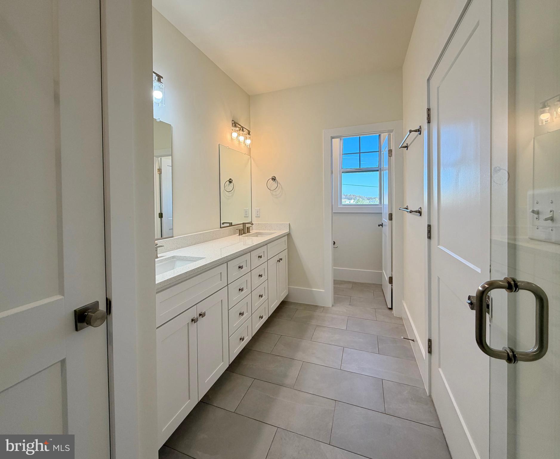 PAINTER HILL - Residential