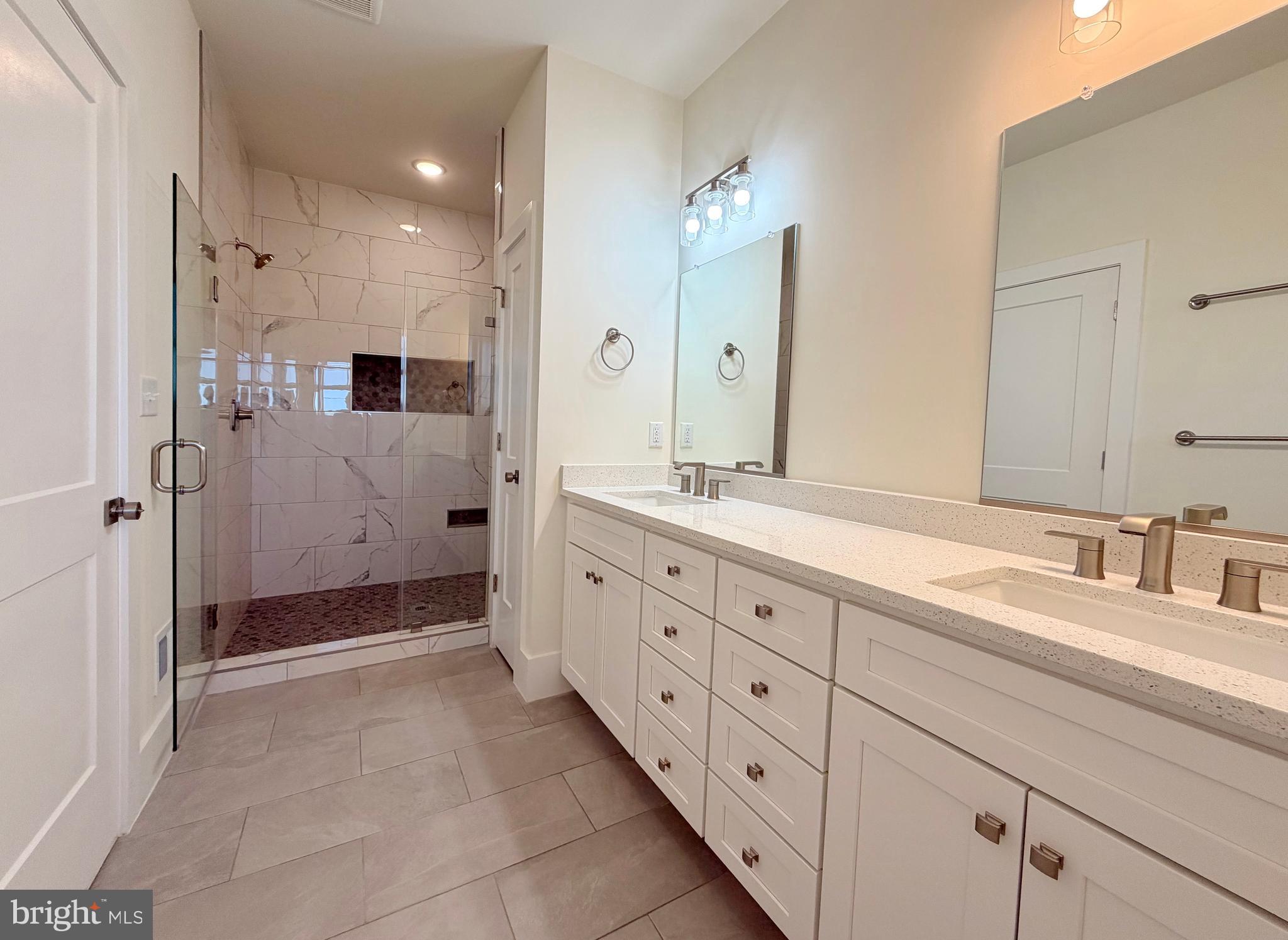 PAINTER HILL - Residential