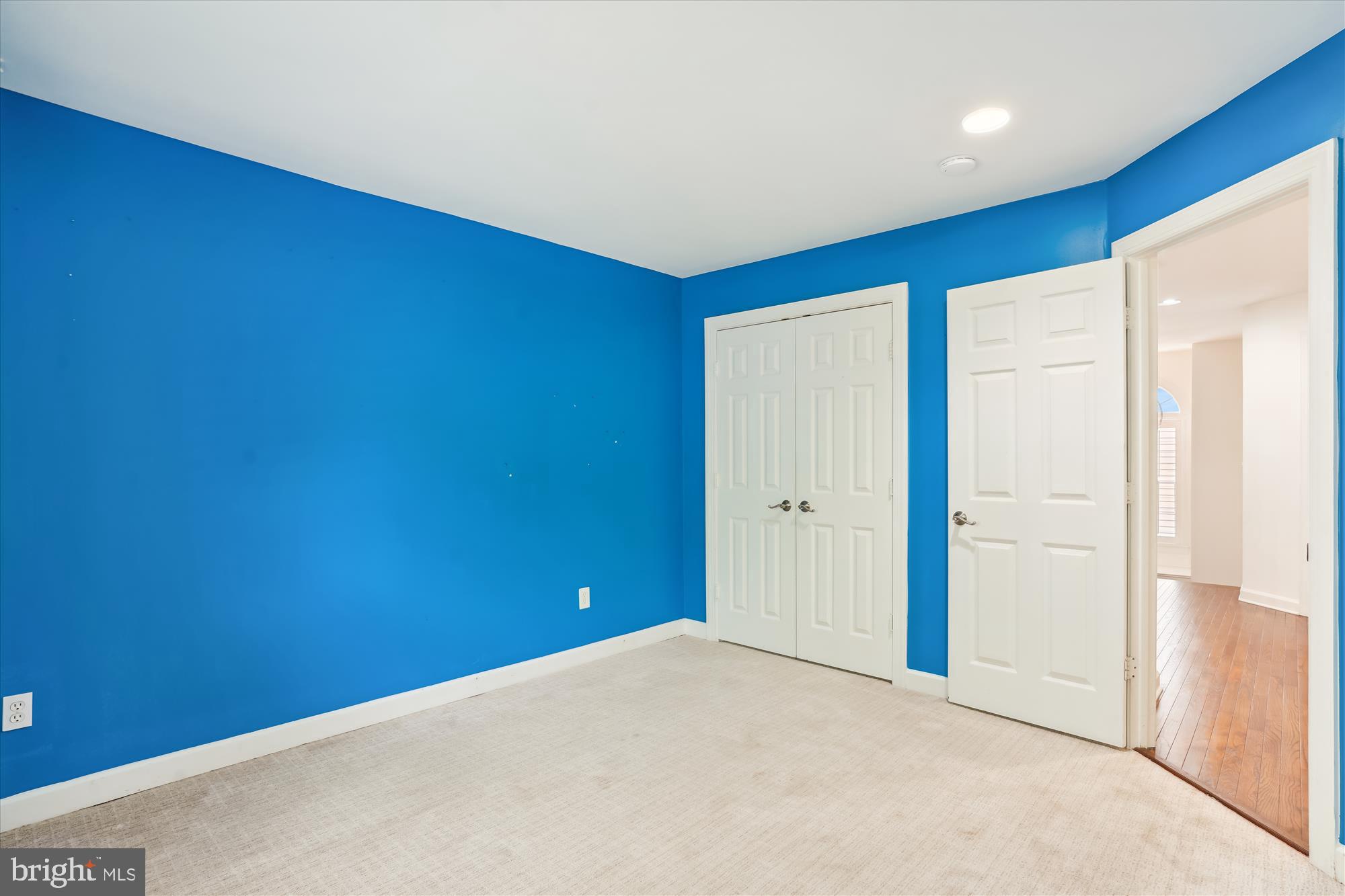 KENTLANDS - Residential