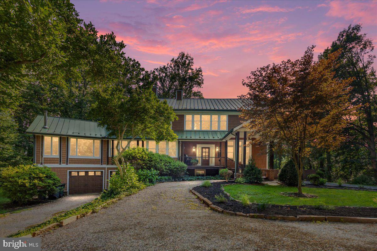 8501 COUNTRY CLUB LANE
