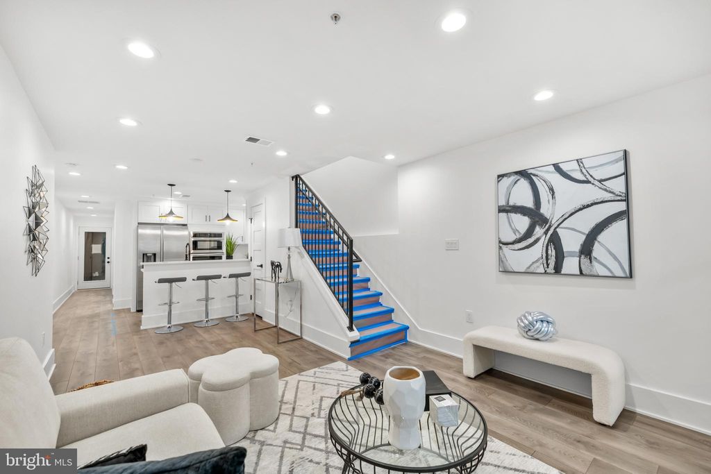 Photo of 113 18th Street SE #1, WASHINGTON, DC 20003 (MLS # DCDC2225440)