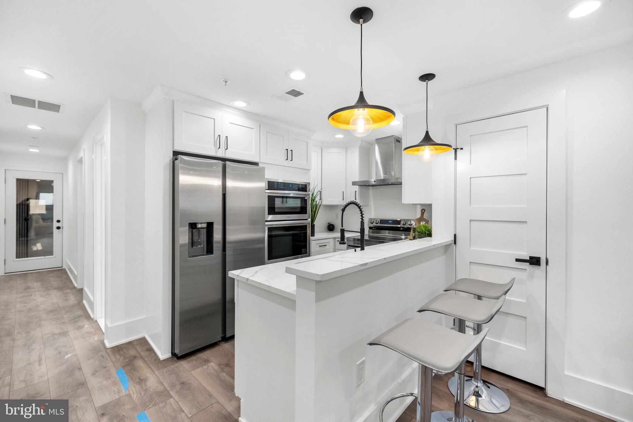 113 18TH STREET SE 1