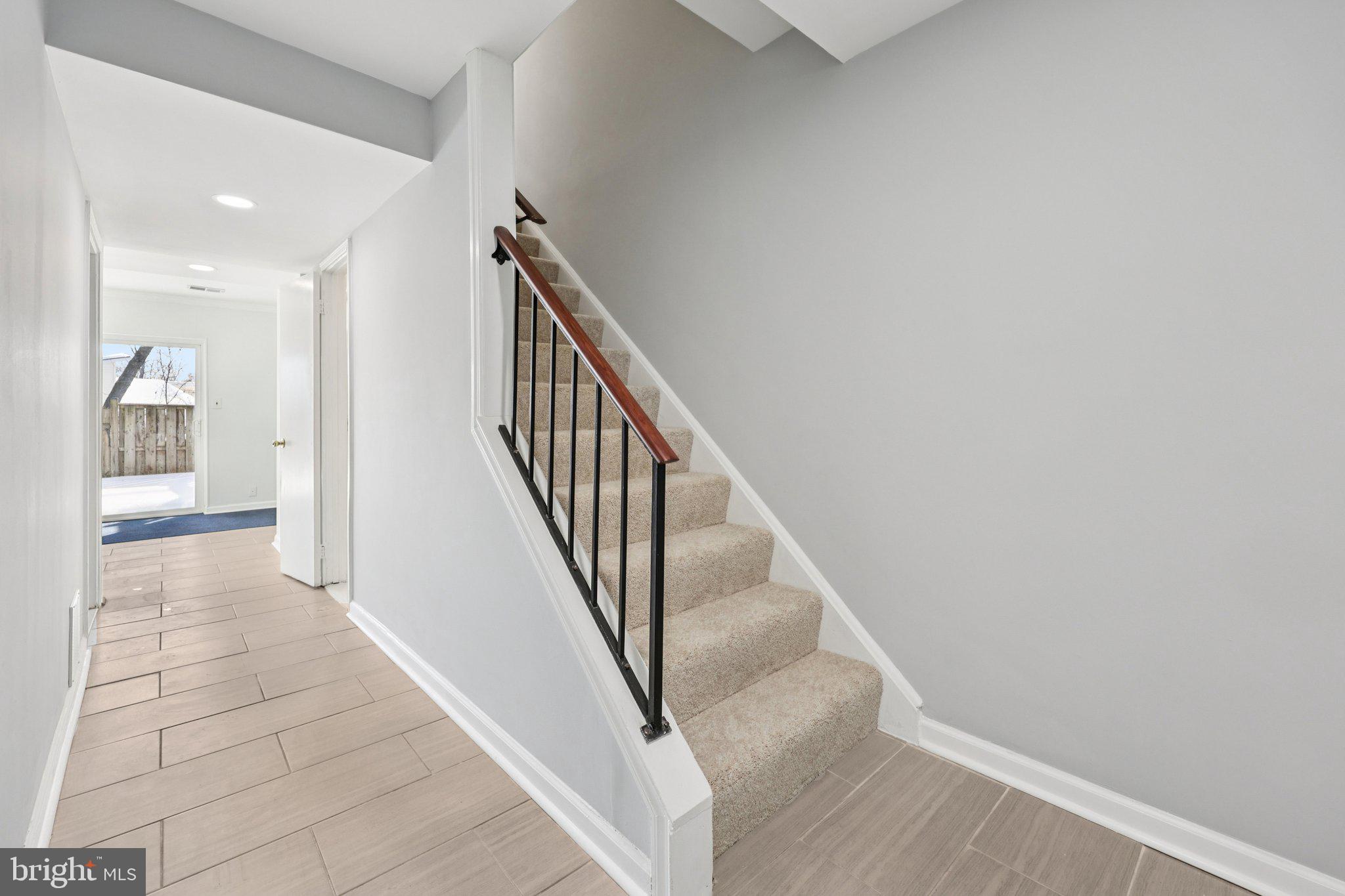 HUNINGTON RIDGE 2 - Residential