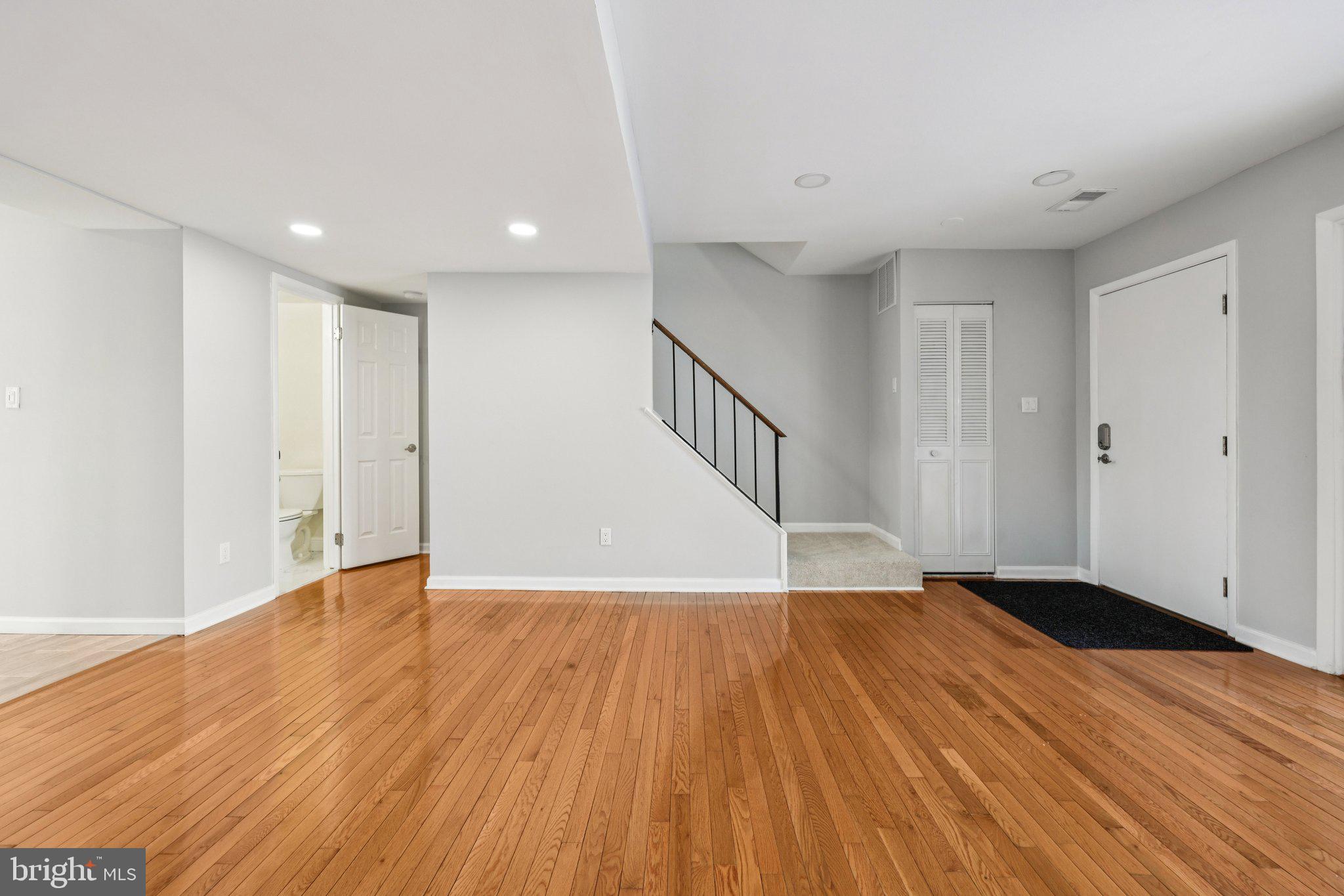 HUNINGTON RIDGE 2 - Residential