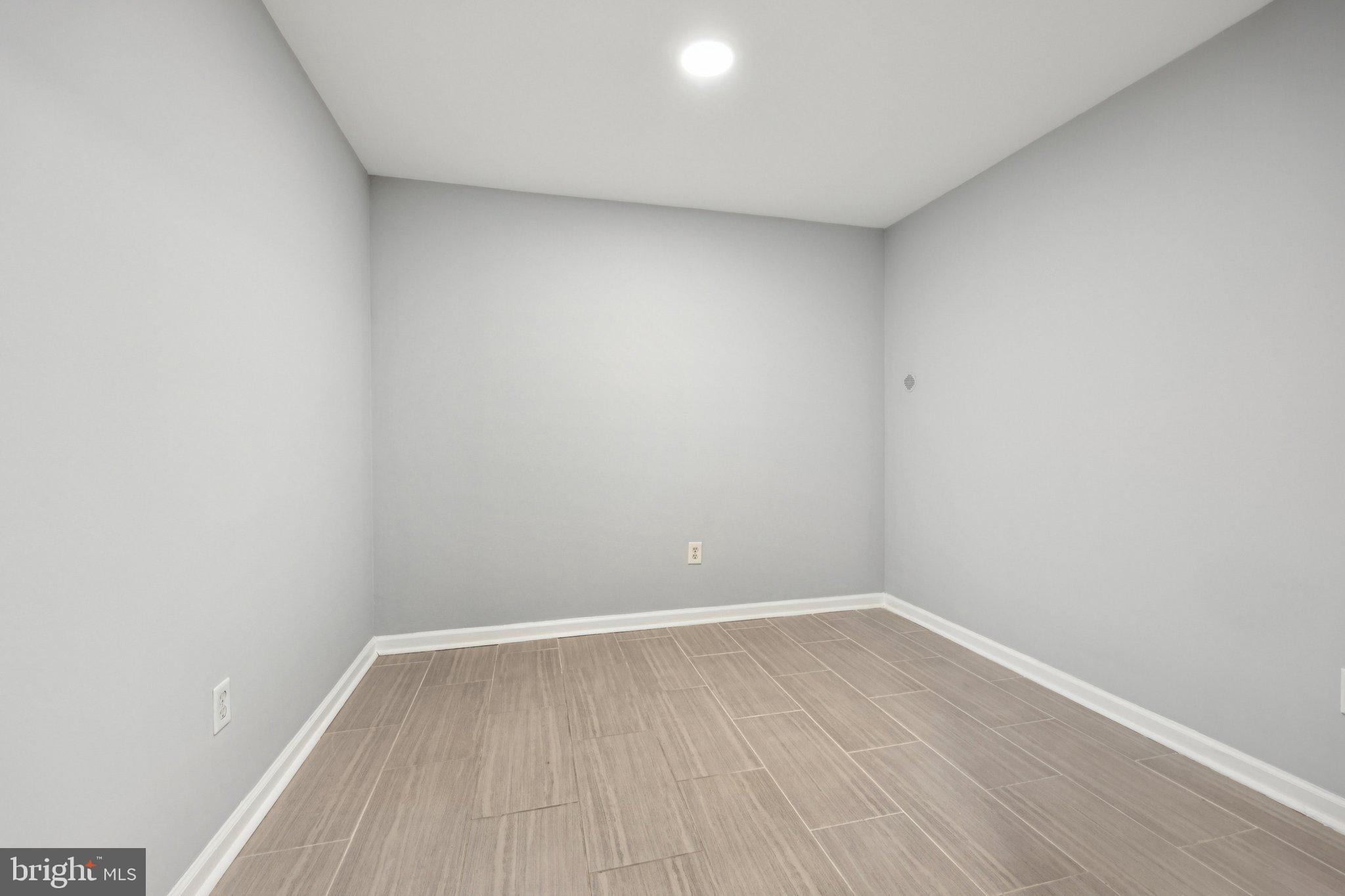 HUNINGTON RIDGE 2 - Residential