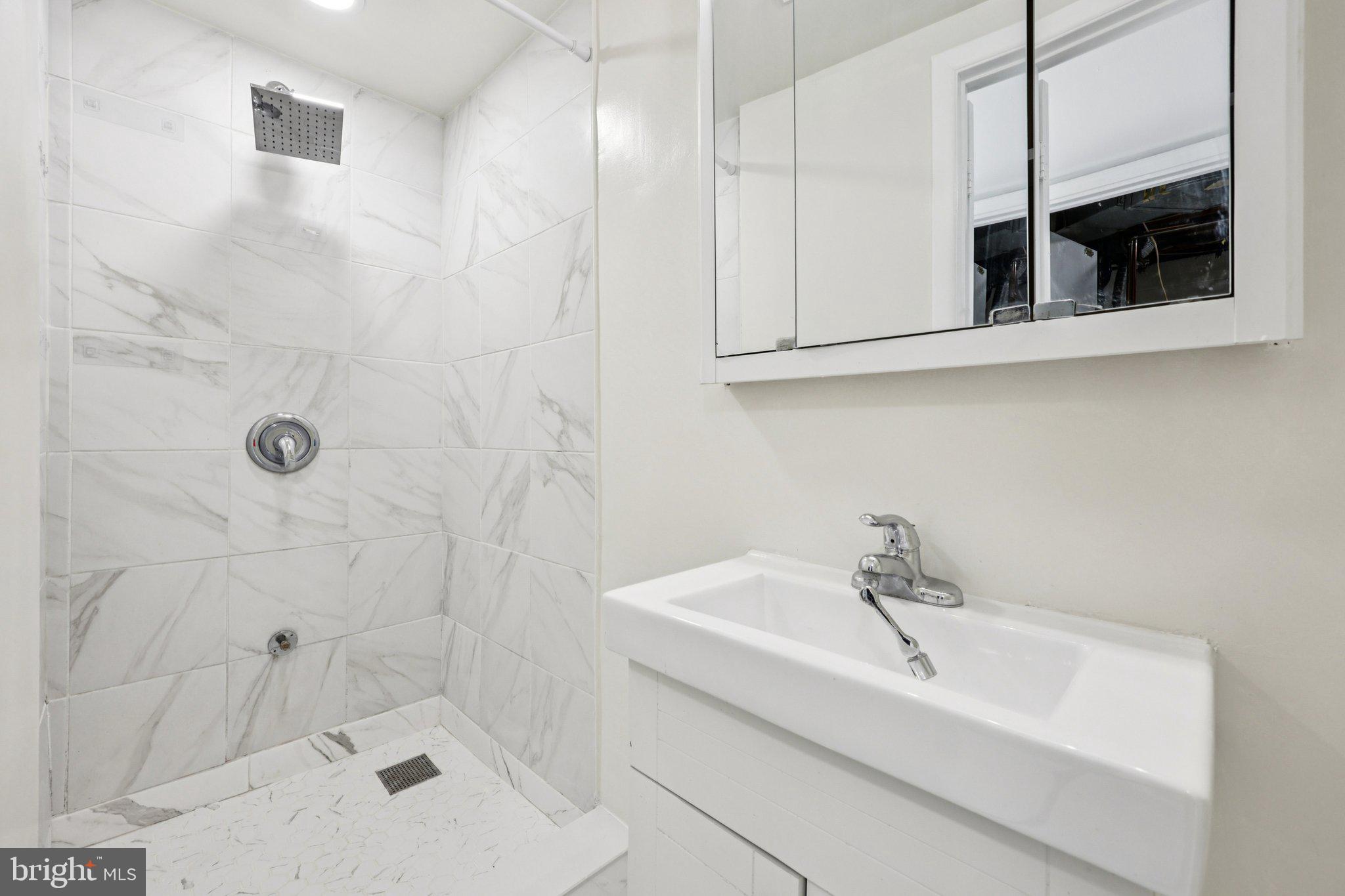 HUNINGTON RIDGE 2 - Residential