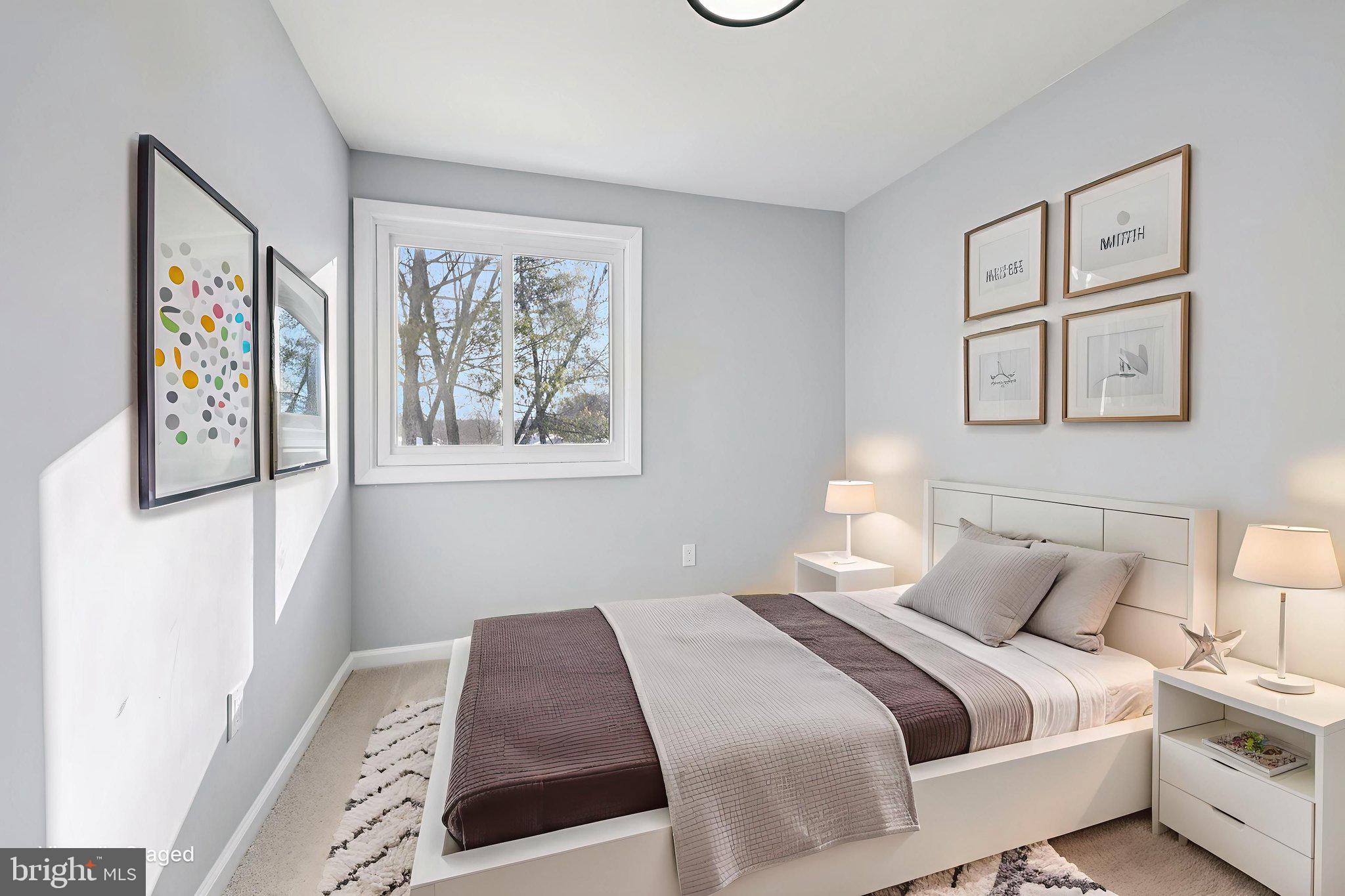 HUNINGTON RIDGE 2 - Residential