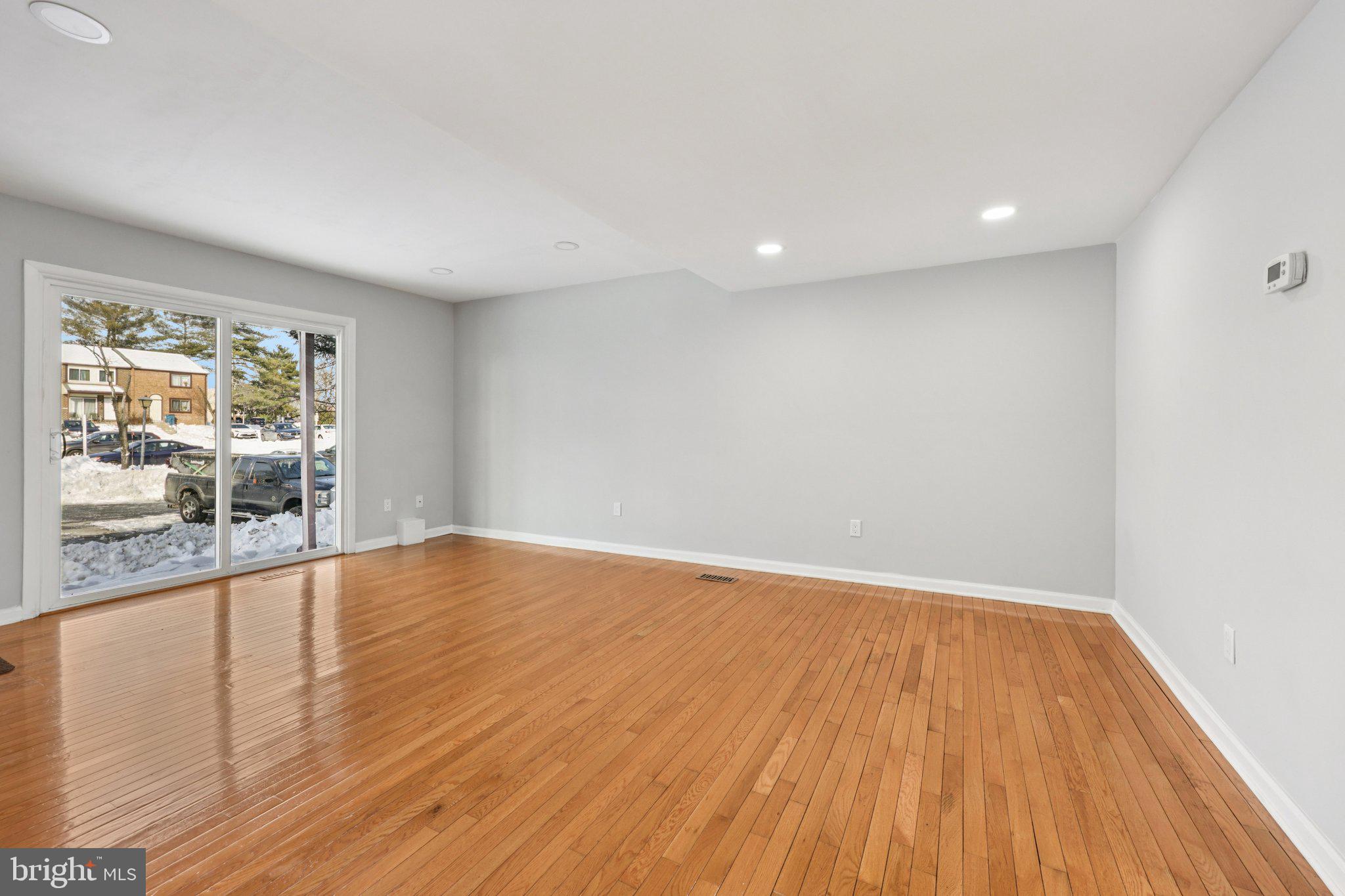 HUNINGTON RIDGE 2 - Residential