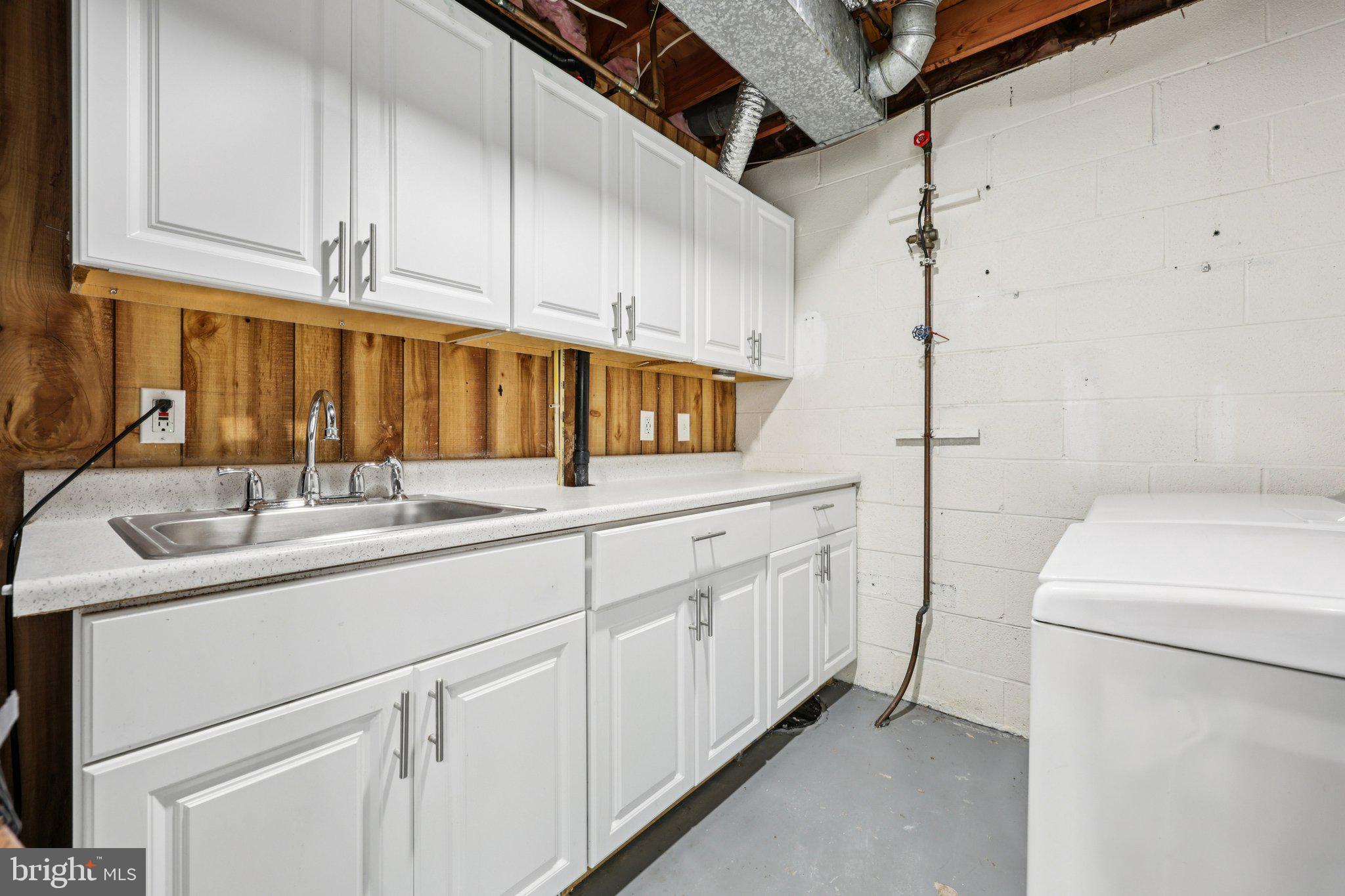 HUNINGTON RIDGE 2 - Residential