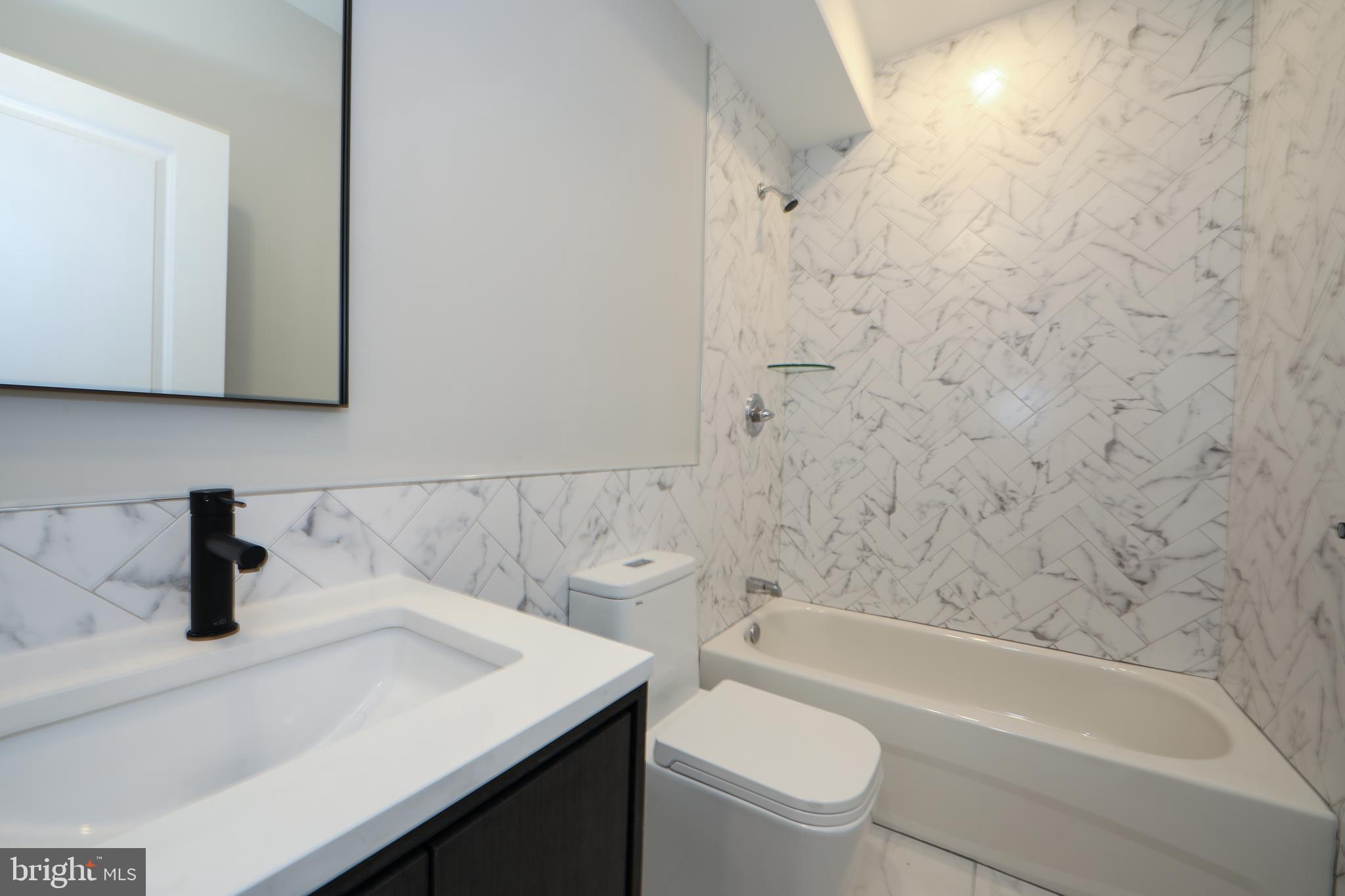 WEST KENSINGTON - Residential