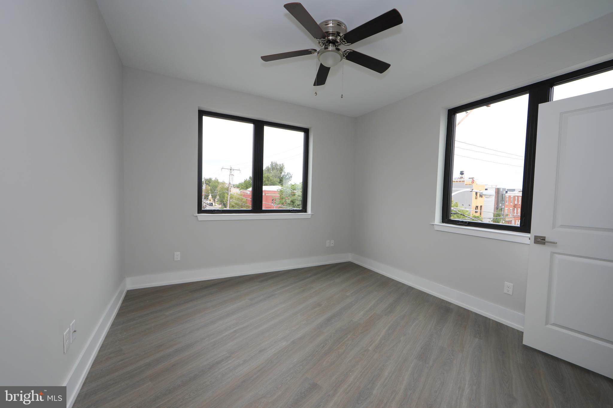 WEST KENSINGTON - Residential