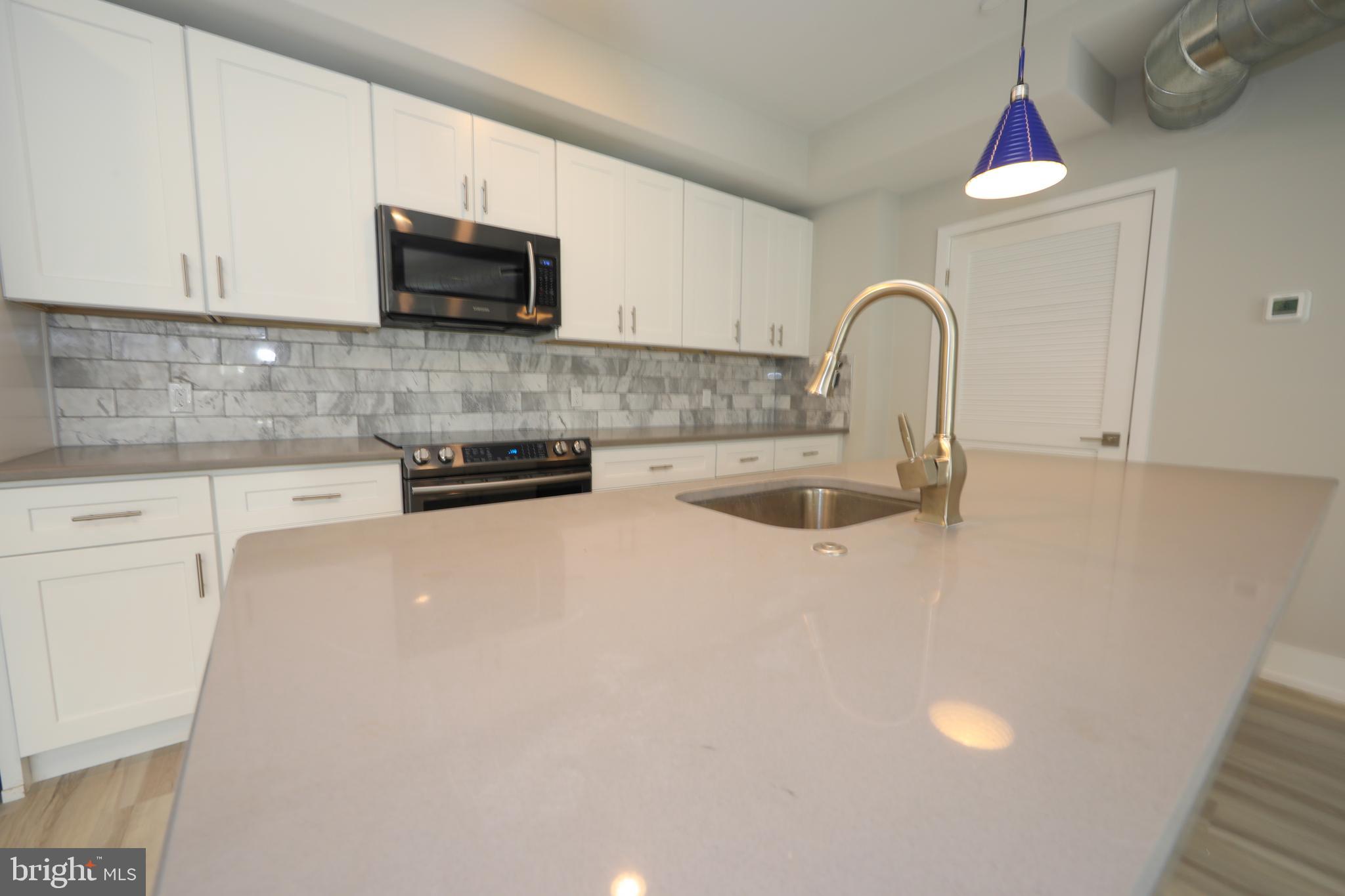 WEST KENSINGTON - Residential