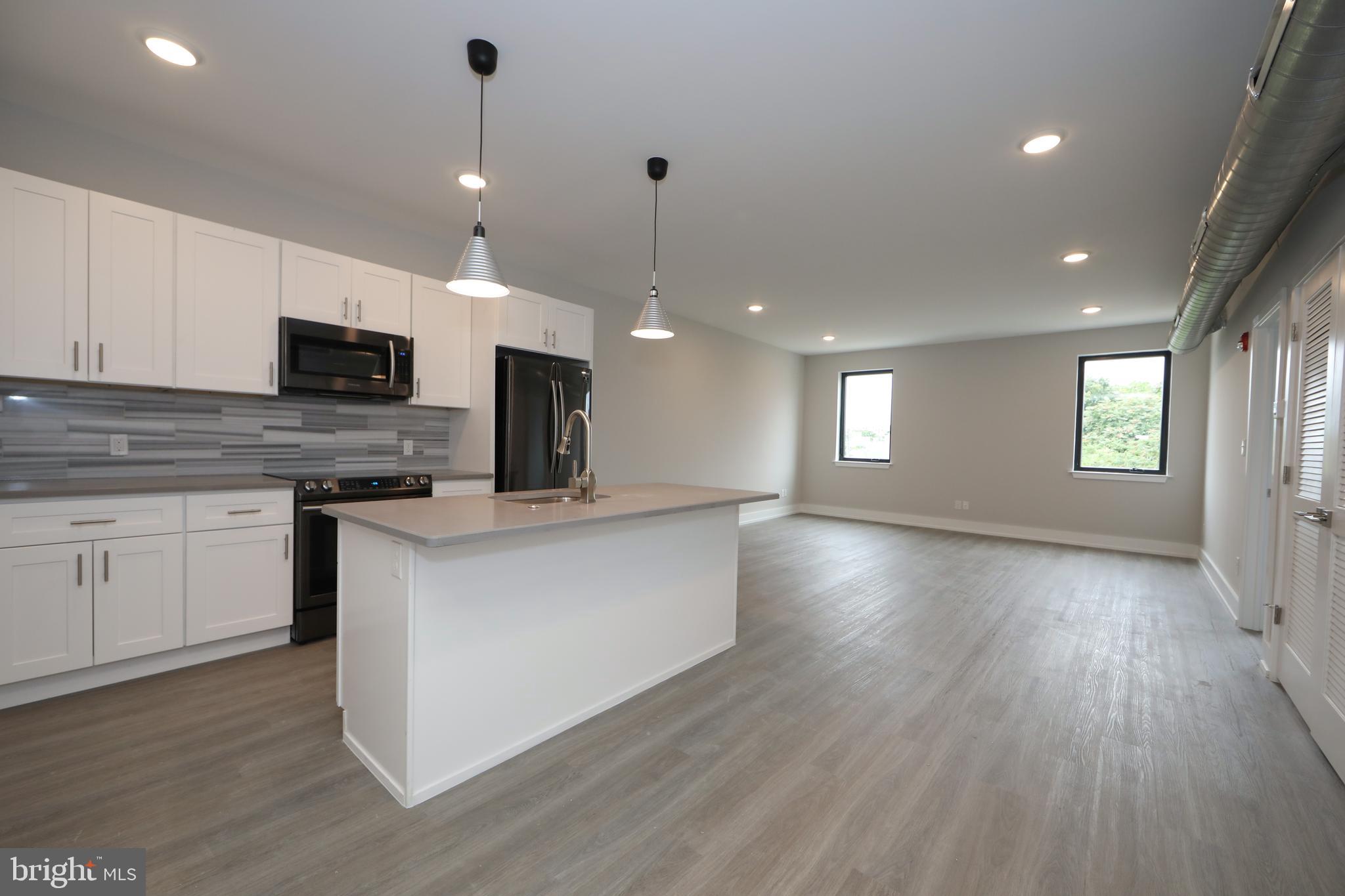 WEST KENSINGTON - Residential