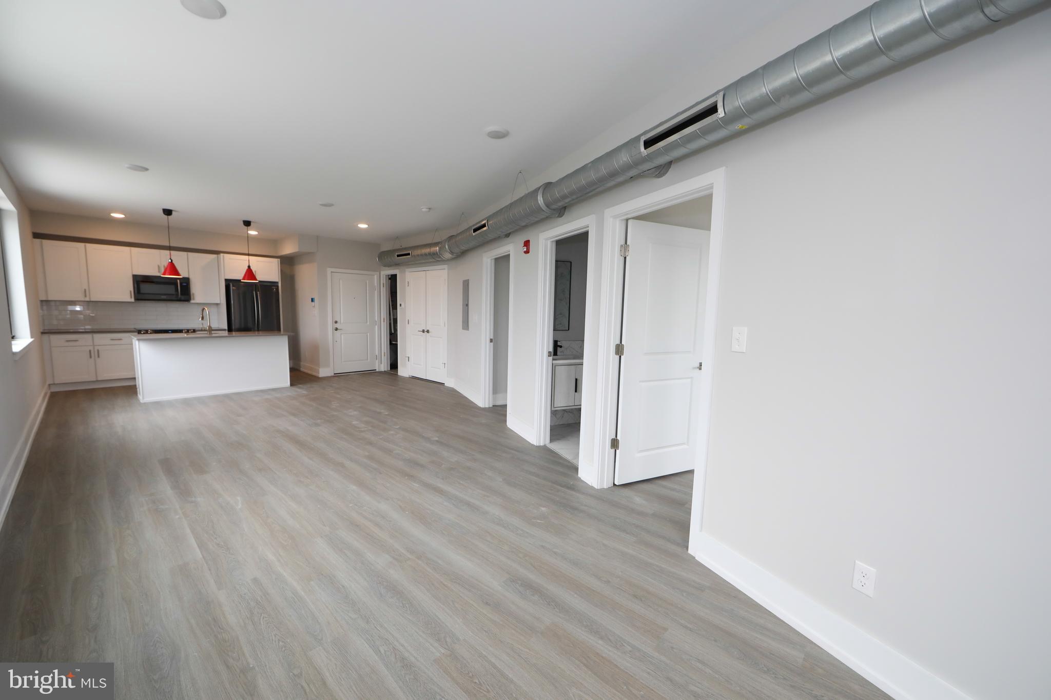 WEST KENSINGTON - Residential