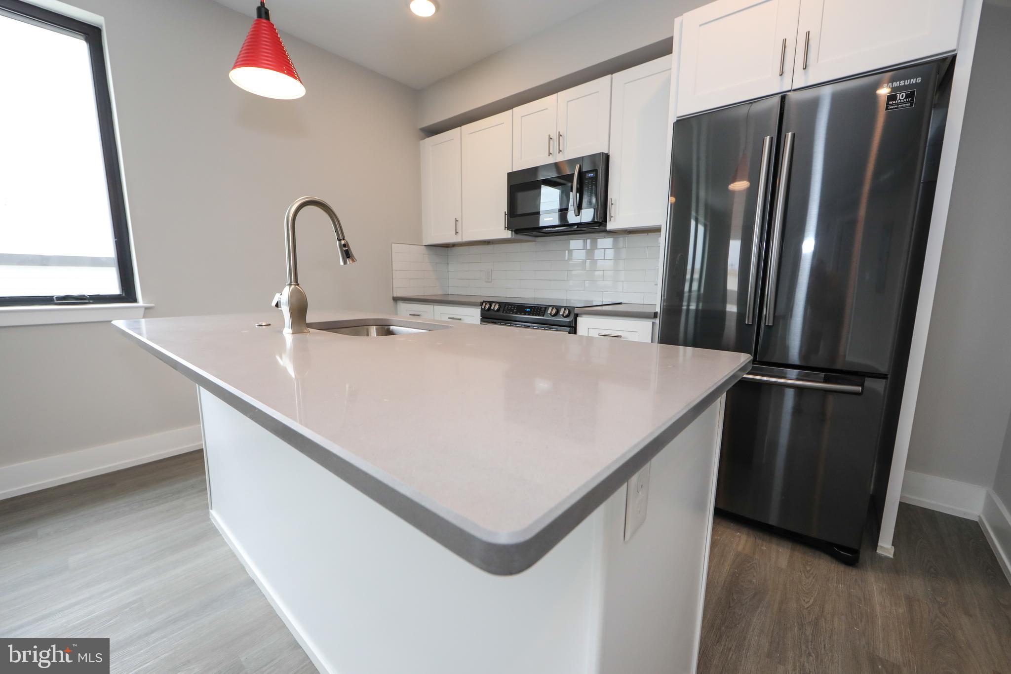 WEST KENSINGTON - Residential