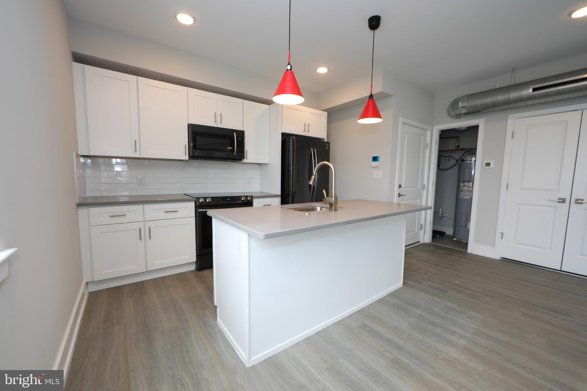 WEST KENSINGTON - Residential