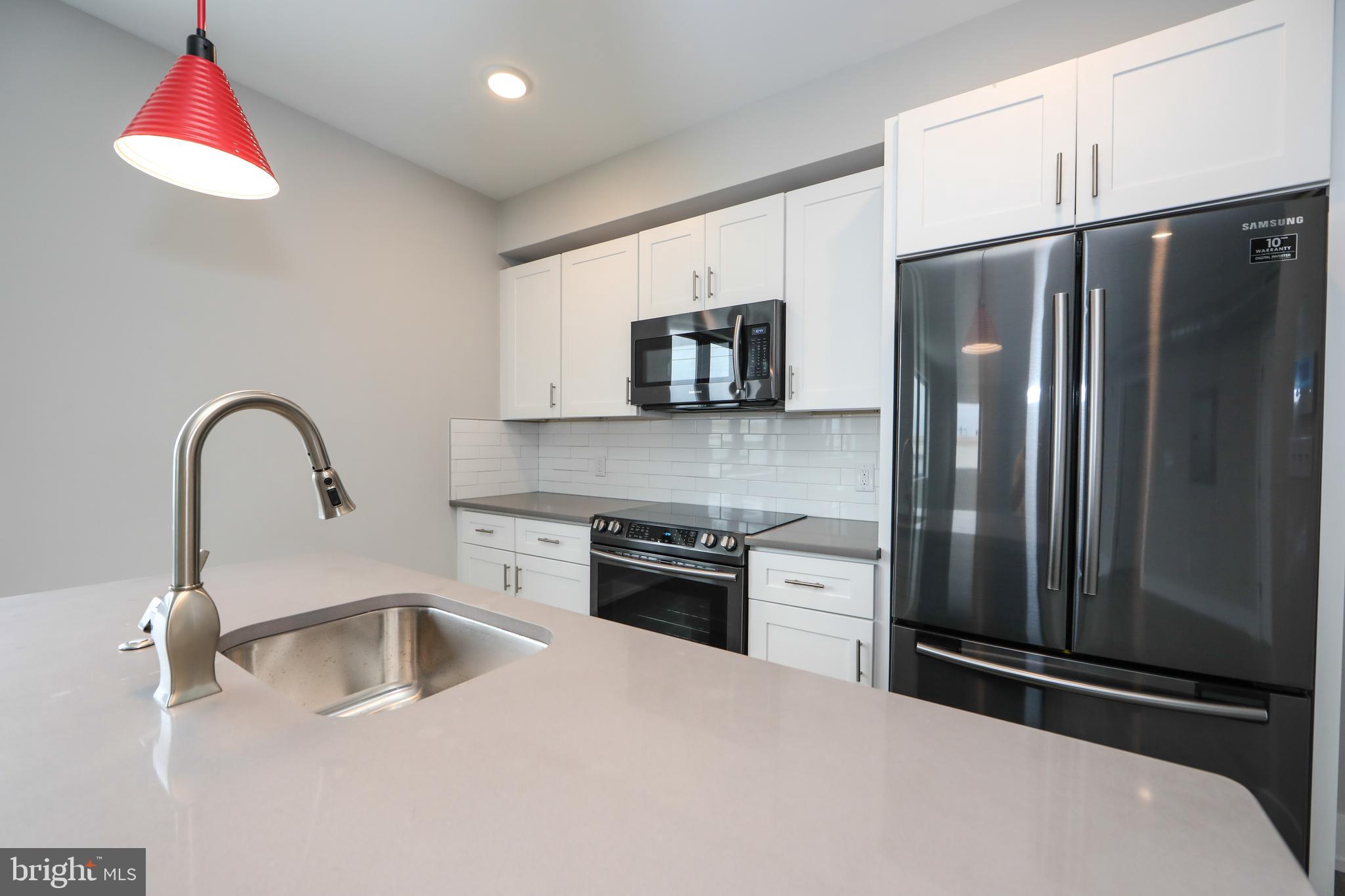 WEST KENSINGTON - Residential