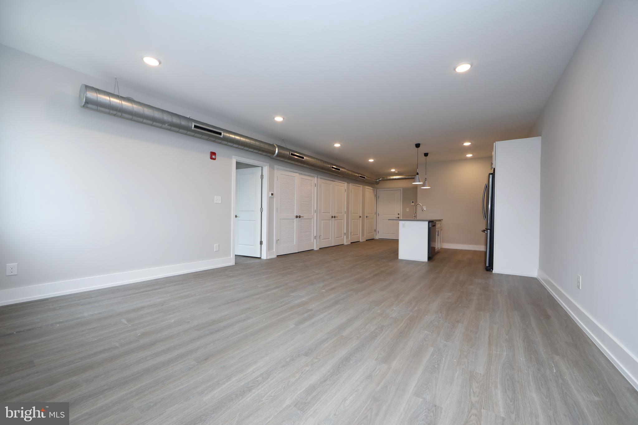 WEST KENSINGTON - Residential