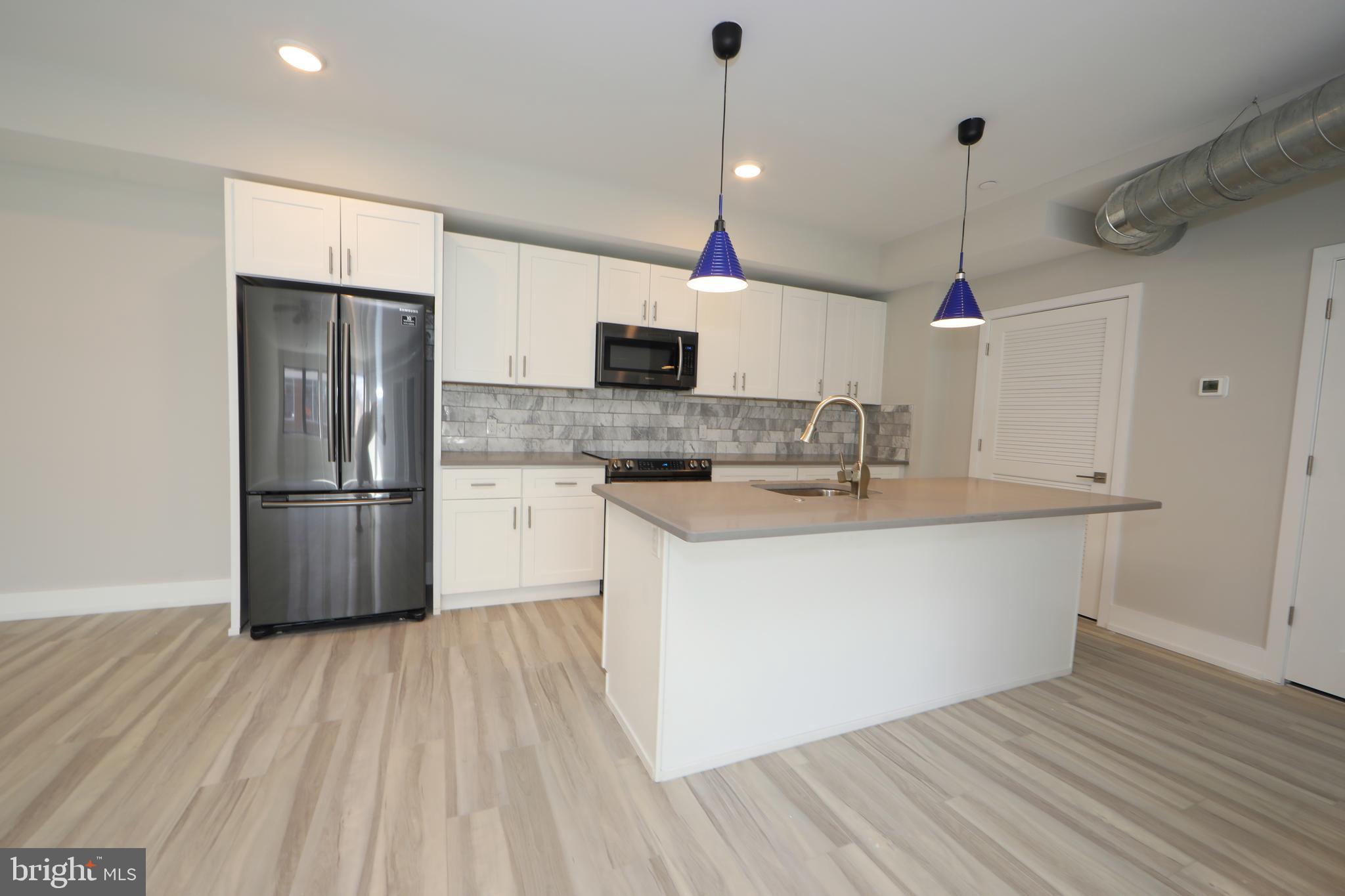 WEST KENSINGTON - Residential