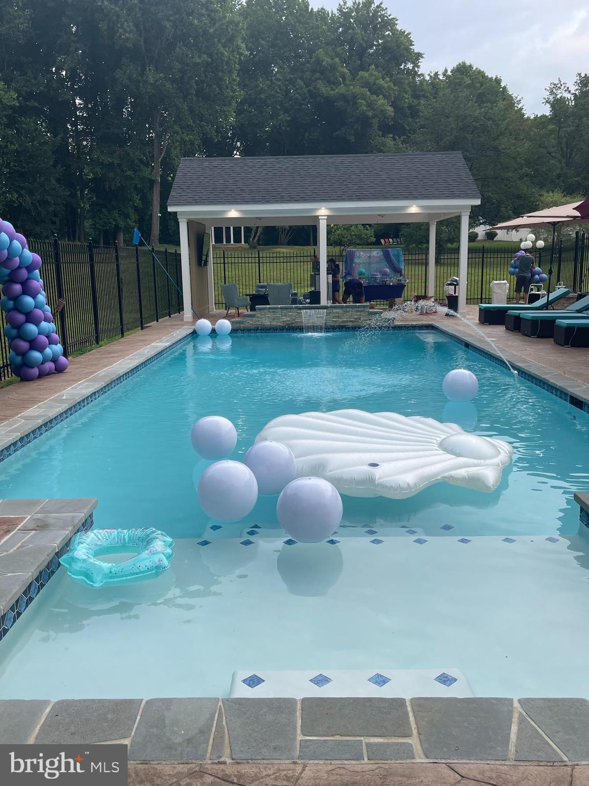 WOODMORE SOUTH - Residential