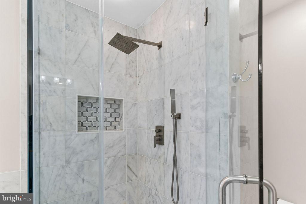 WOODMORE SOUTH - Residential