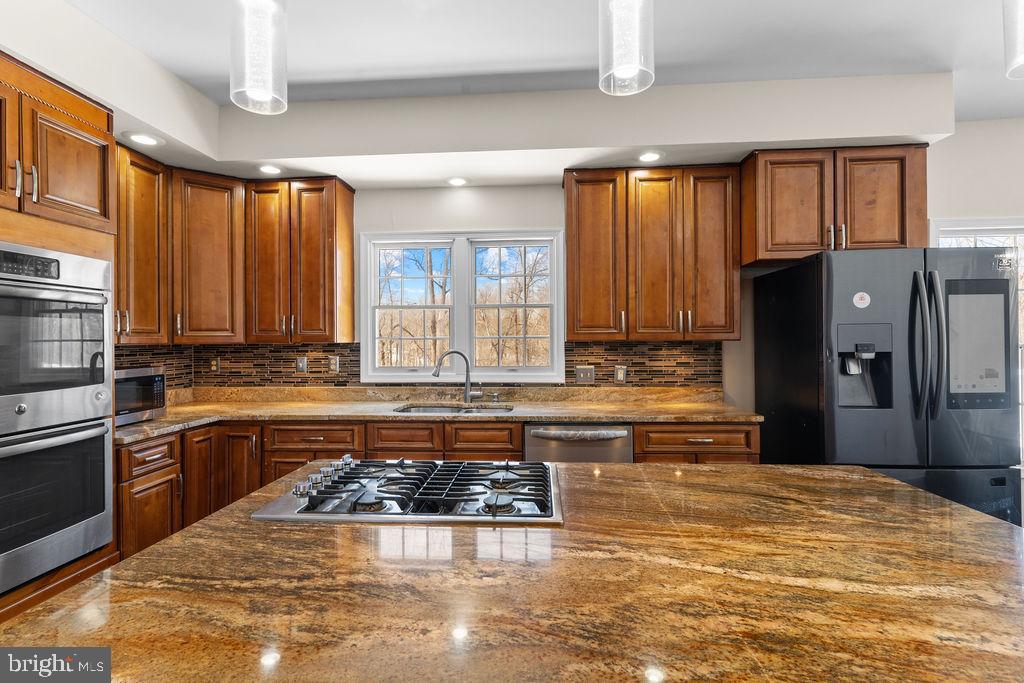 WOODMORE SOUTH - Residential