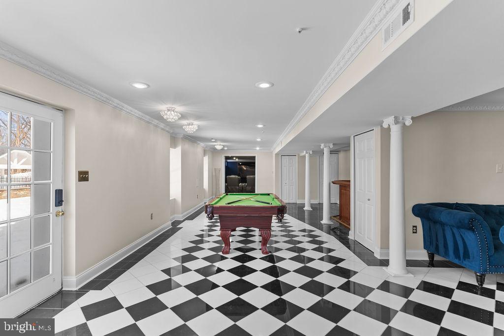 WOODMORE SOUTH - Residential