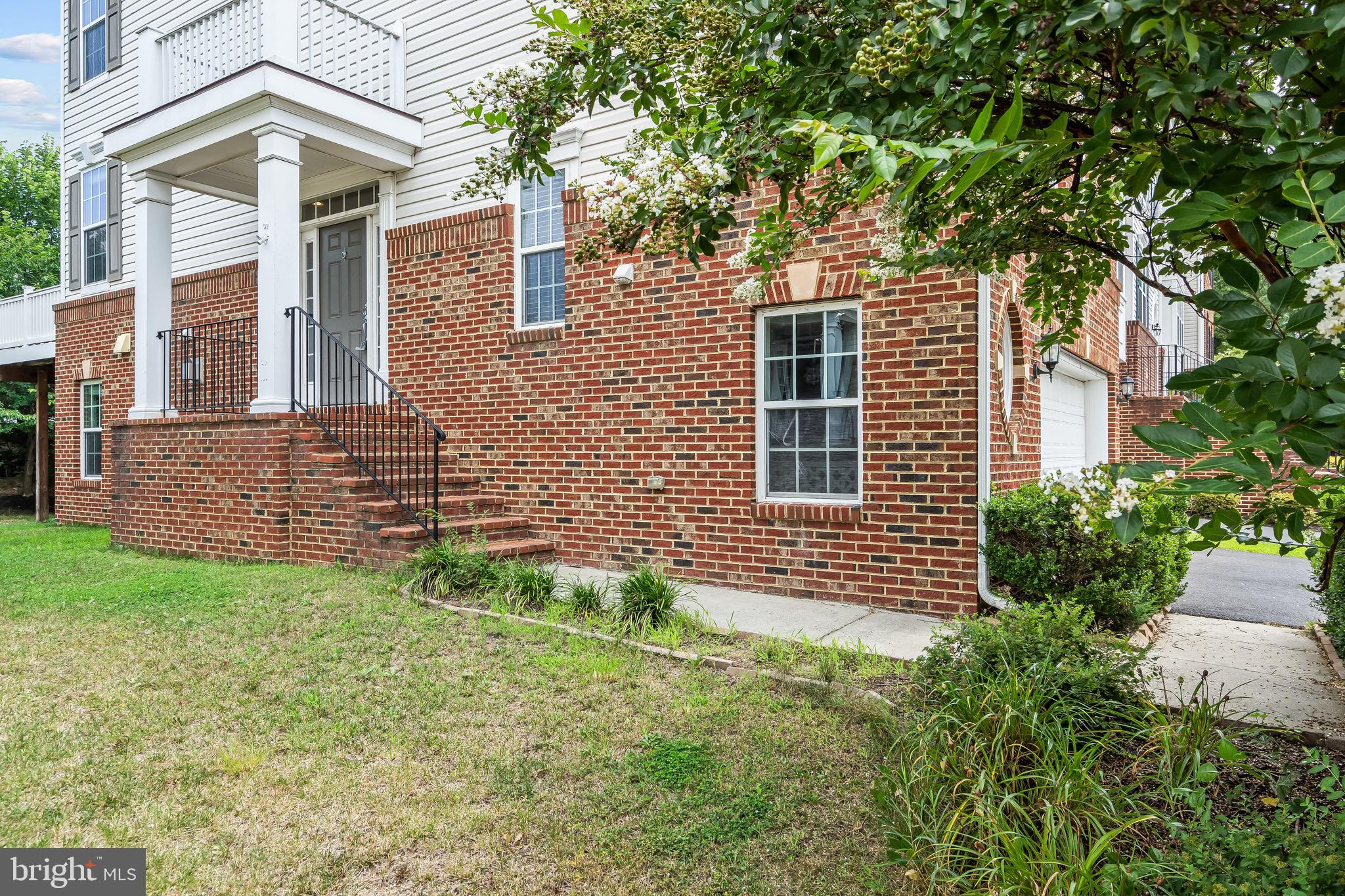 25053 PRAIRIE FIRE SQUARE