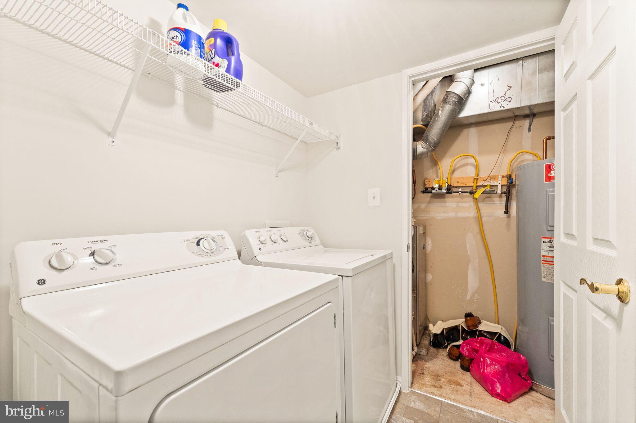 MARKET CENTER CONDOMINIUM - Residential