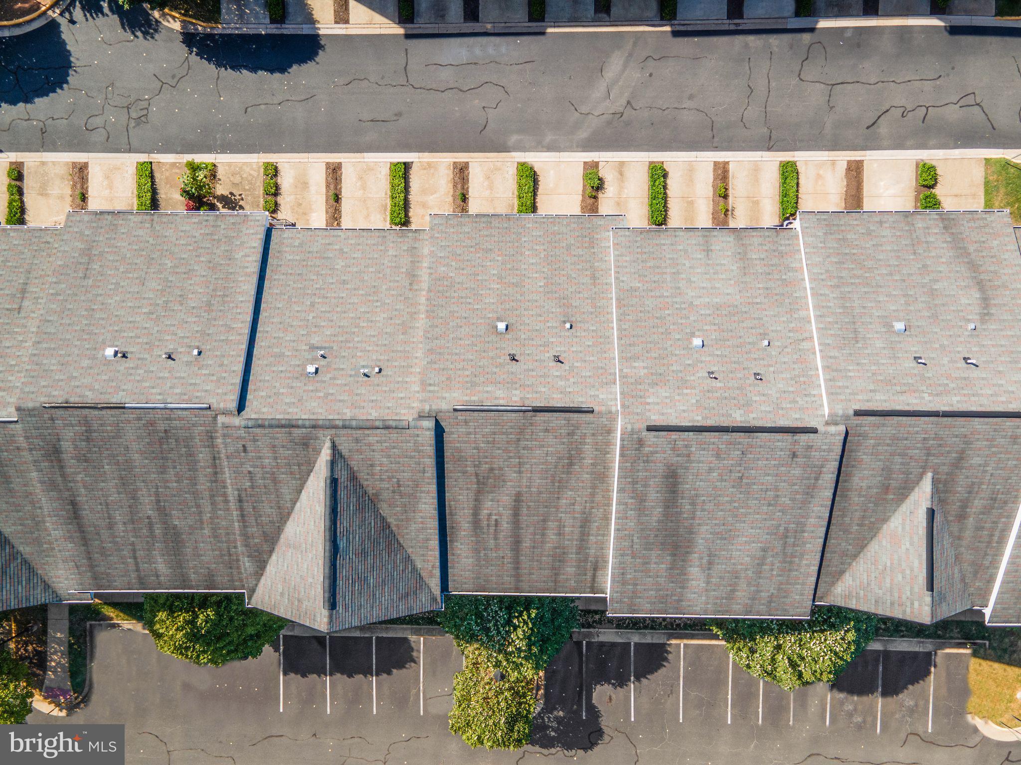 MARKET CENTER CONDOMINIUM - Residential