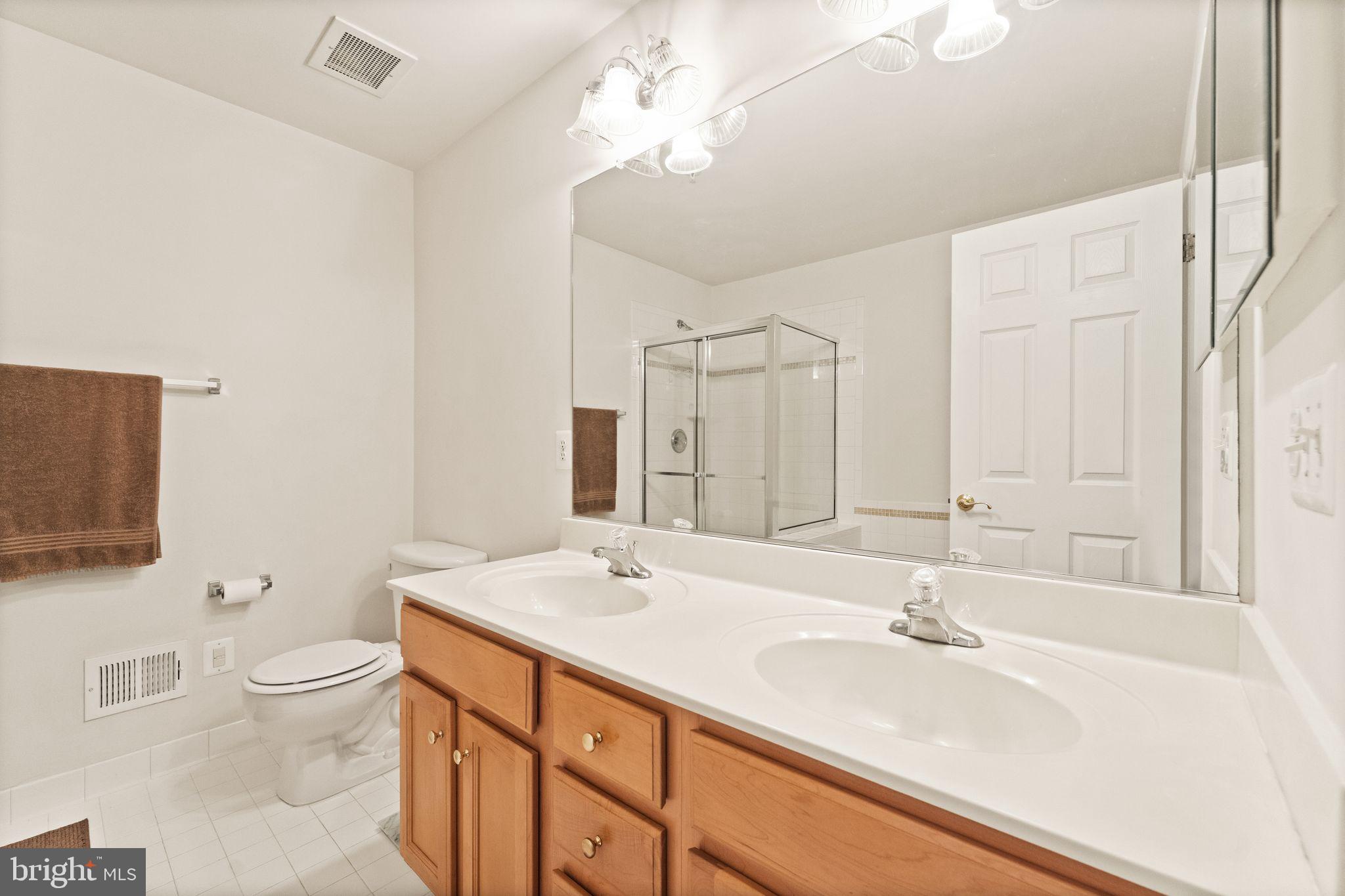 MARKET CENTER CONDOMINIUM - Residential