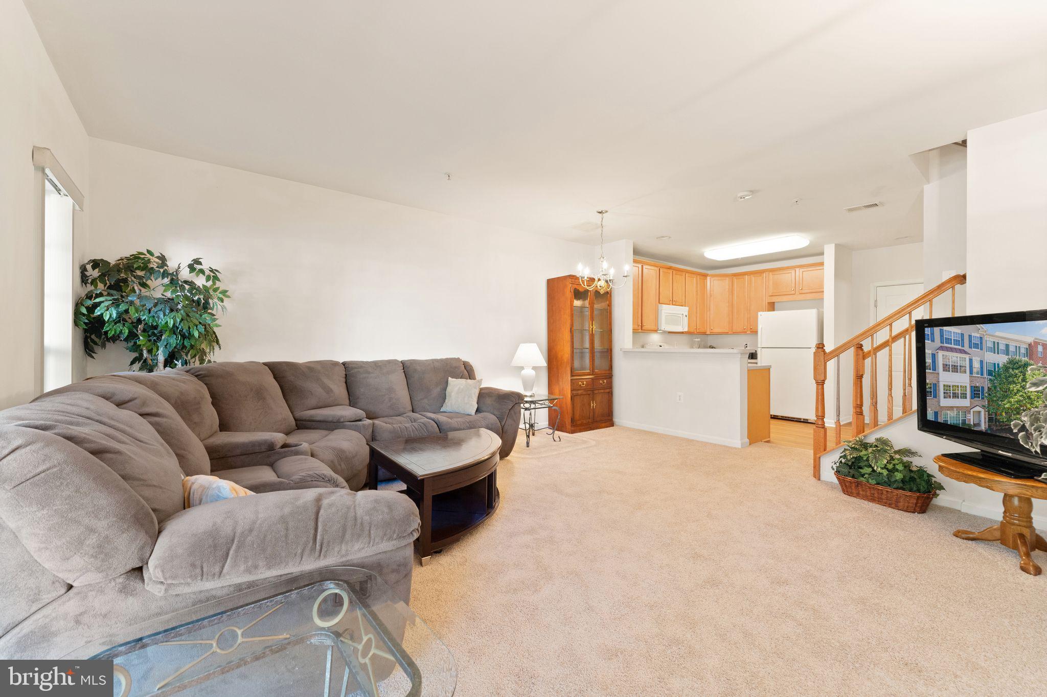 MARKET CENTER CONDOMINIUM - Residential