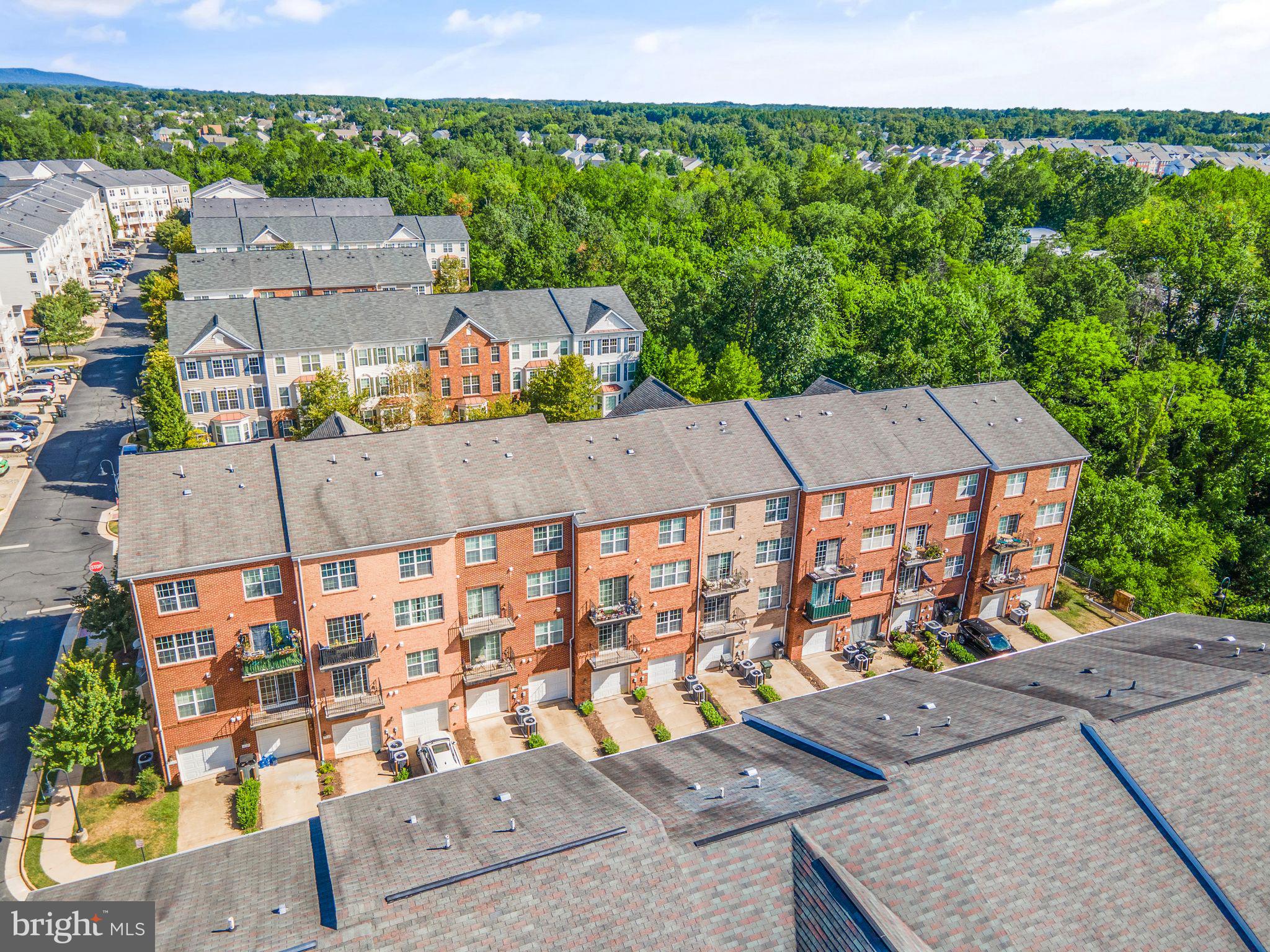 MARKET CENTER CONDOMINIUM - Residential