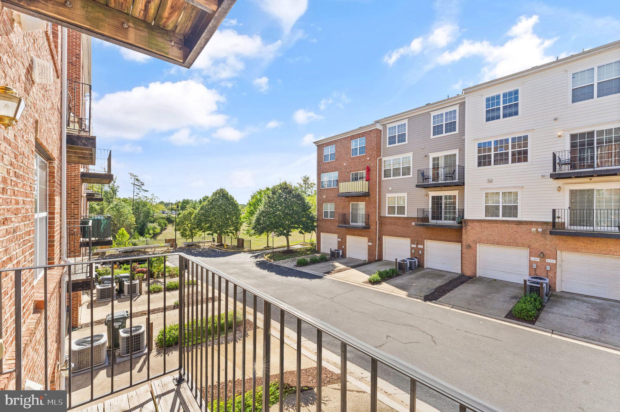 MARKET CENTER CONDOMINIUM - Residential