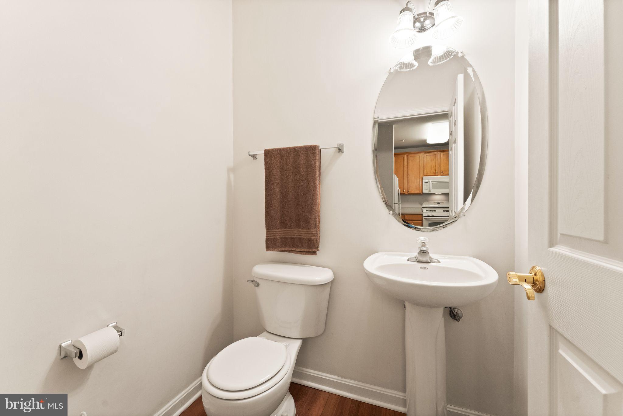 MARKET CENTER CONDOMINIUM - Residential