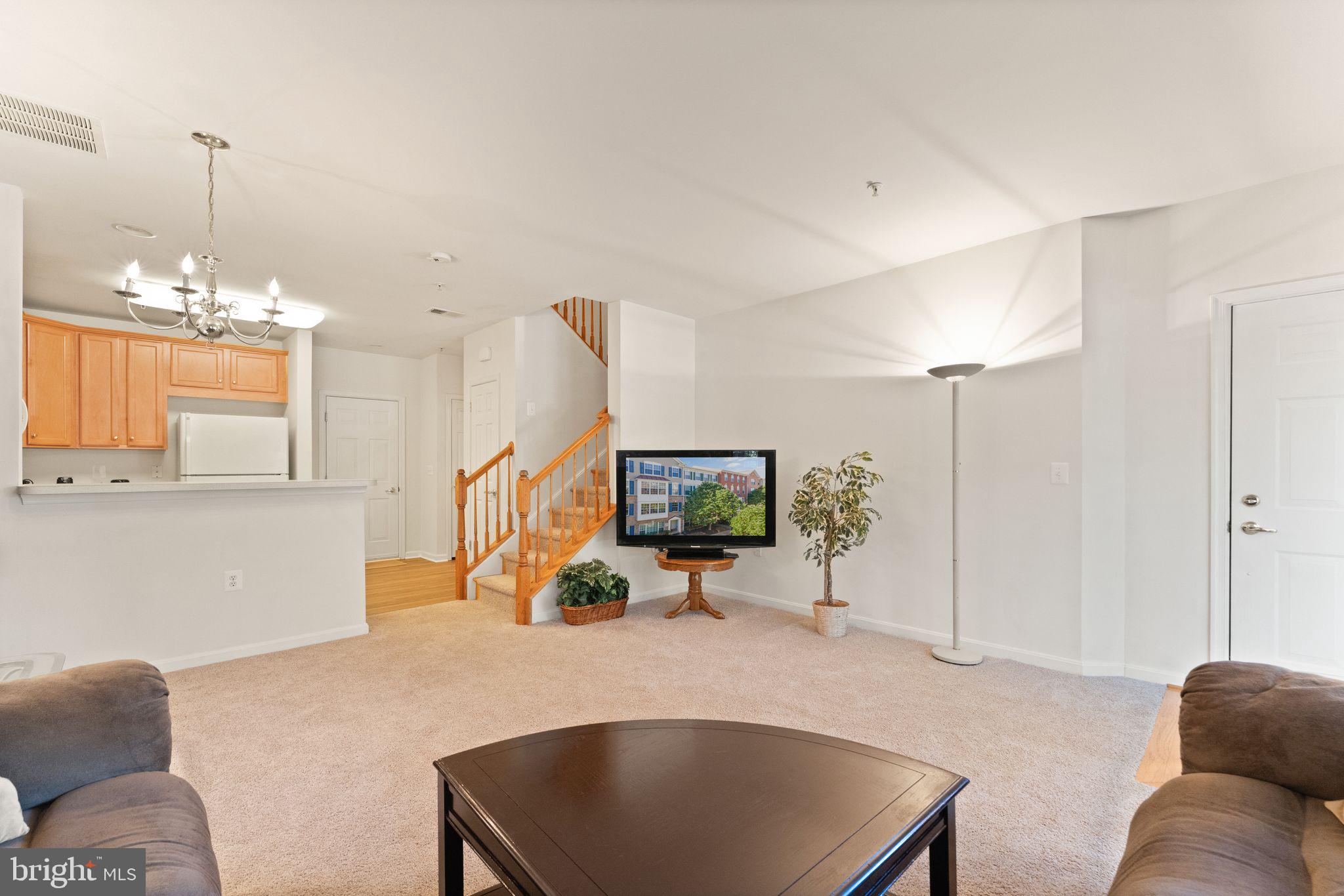 MARKET CENTER CONDOMINIUM - Residential