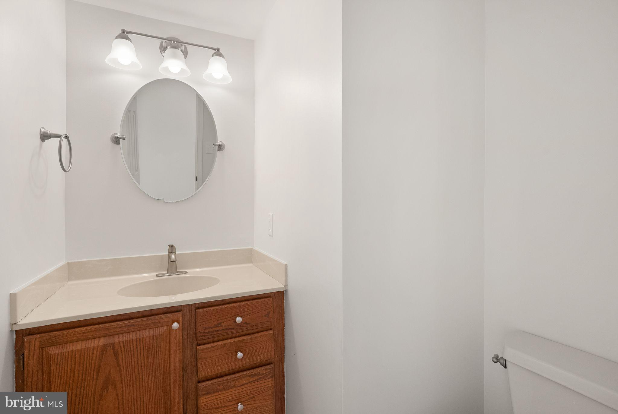 BELLE POND FARM - Residential