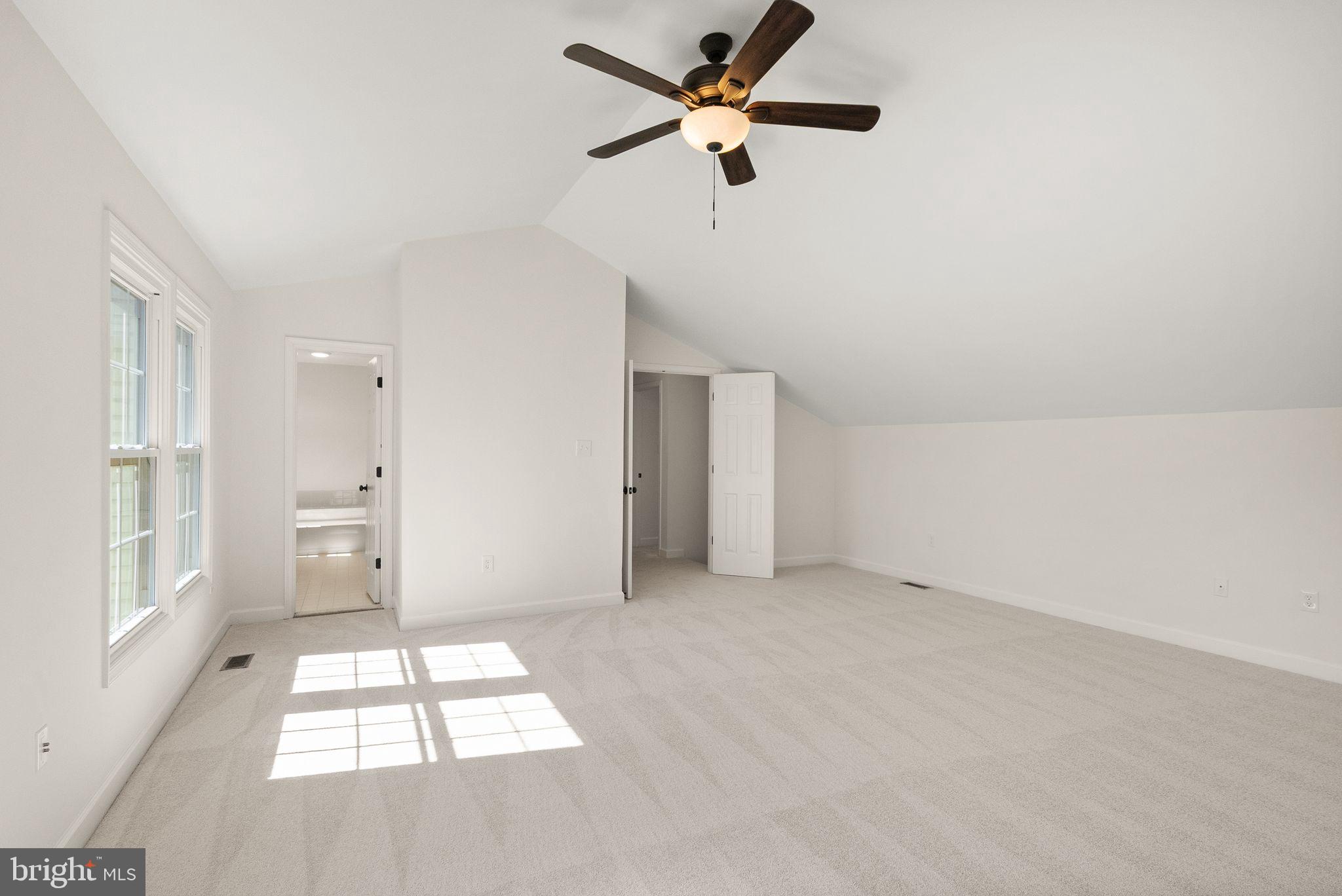 BELLE POND FARM - Residential