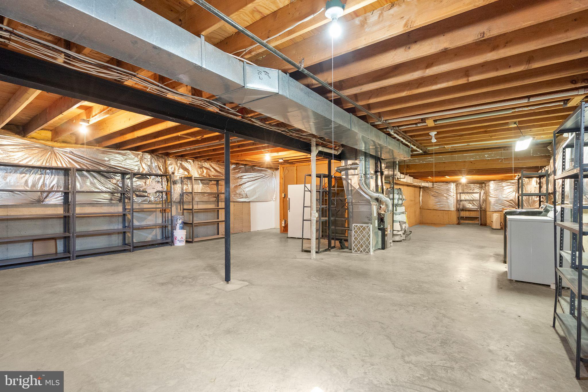 BELLE POND FARM - Residential