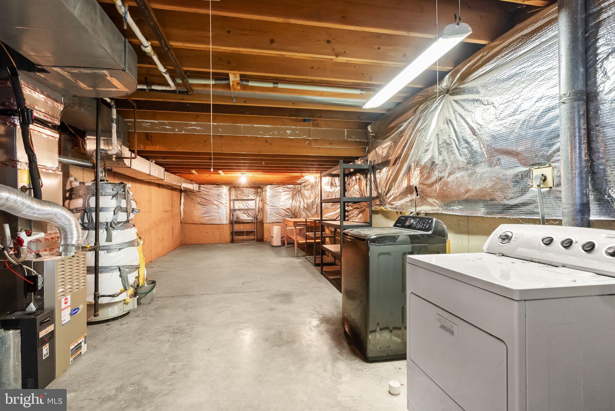 BELLE POND FARM - Residential