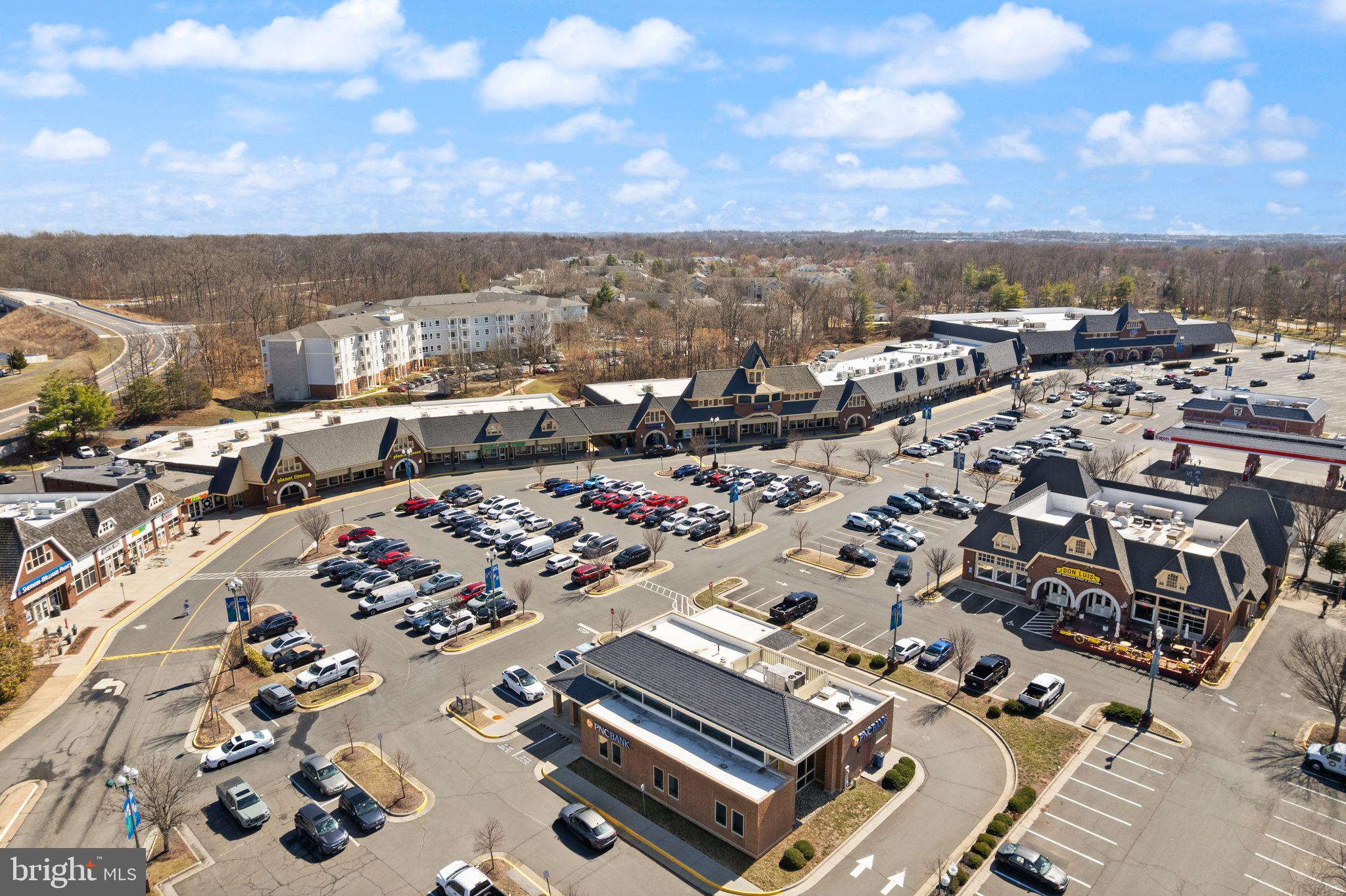 BELLE POND FARM - Residential