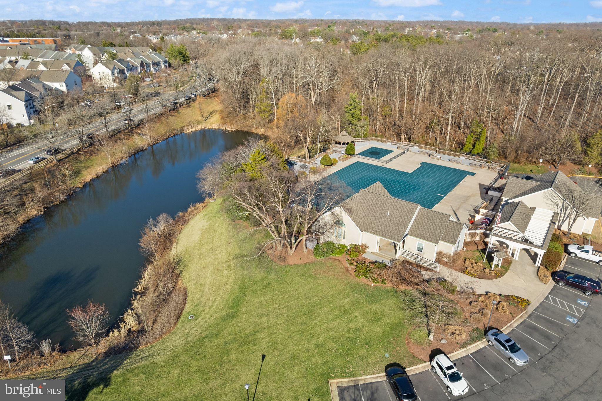 BELLE POND FARM - Residential