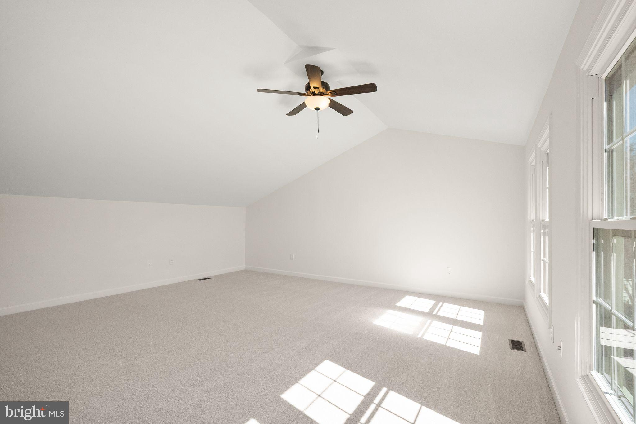 BELLE POND FARM - Residential