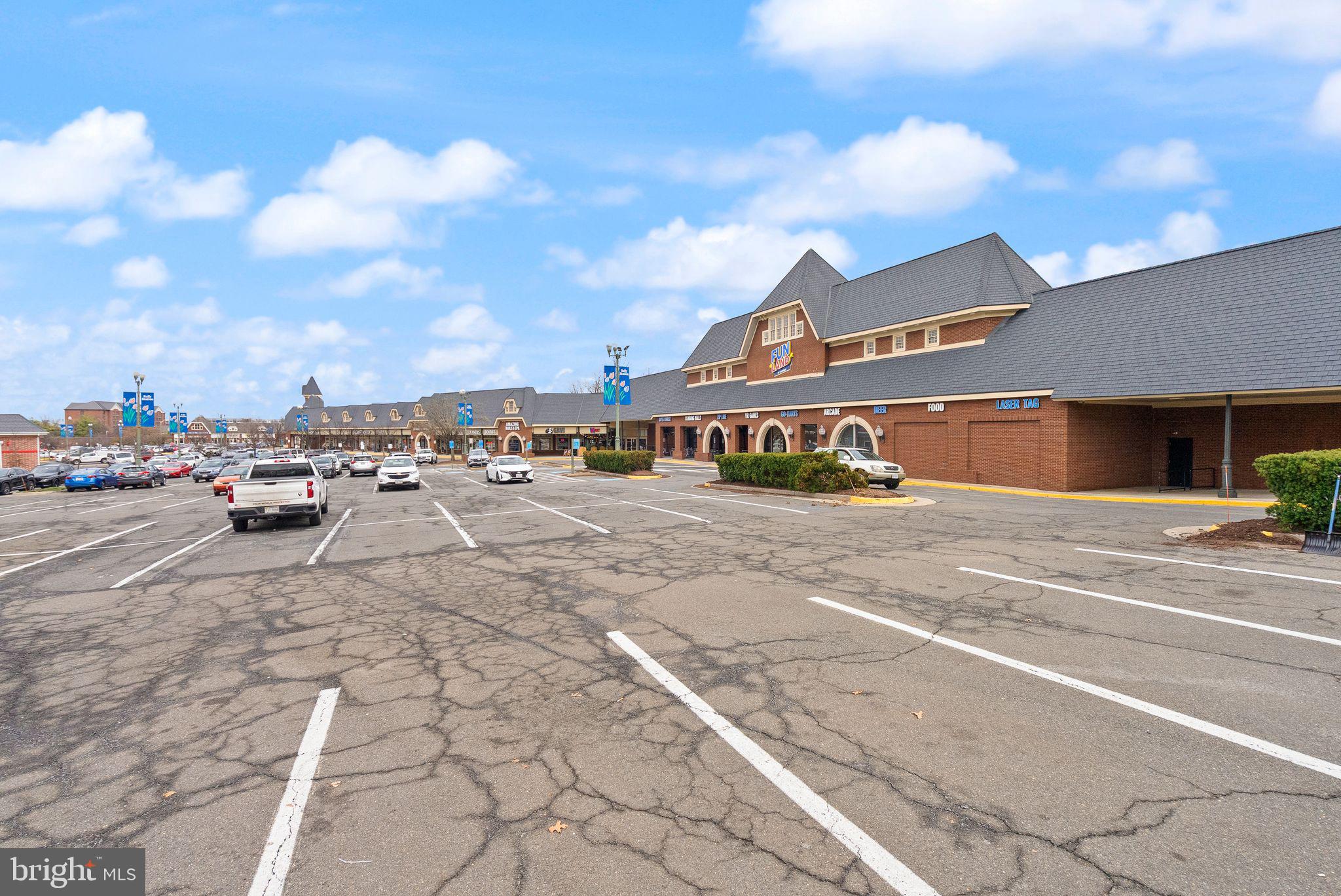 BELLE POND FARM - Residential